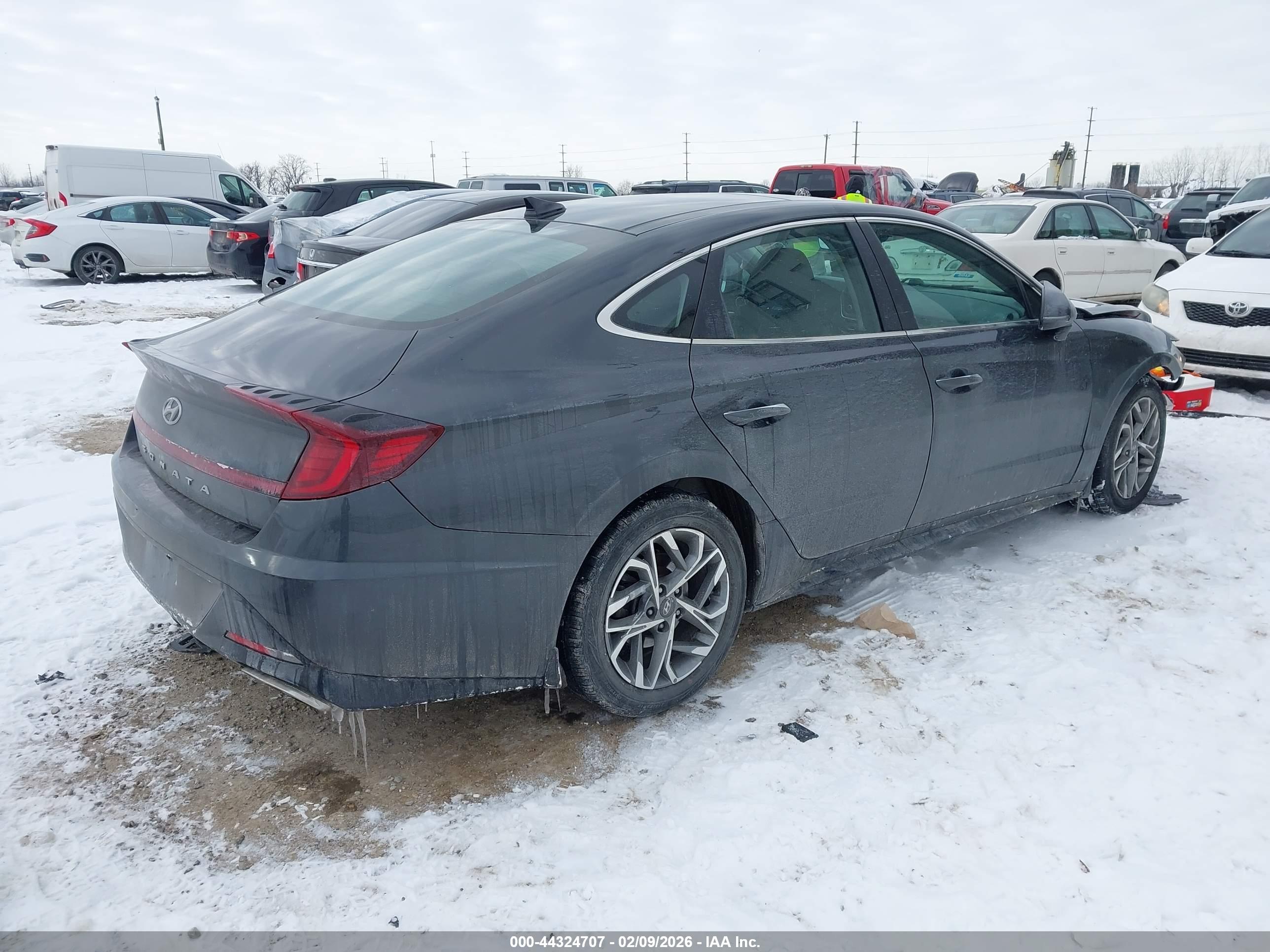 HYUNDAI SONATA image 4