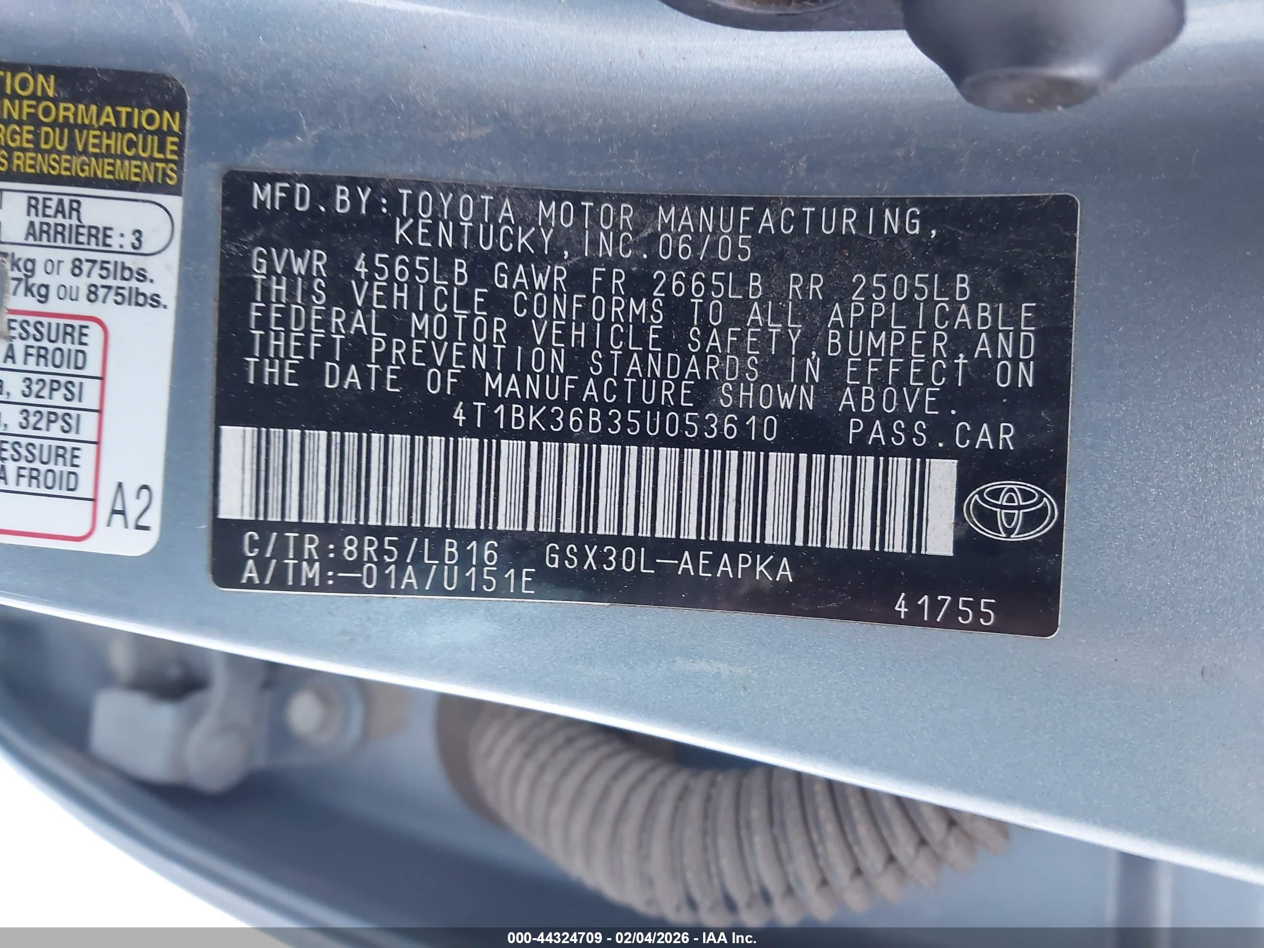 TOYOTA AVALON image 9