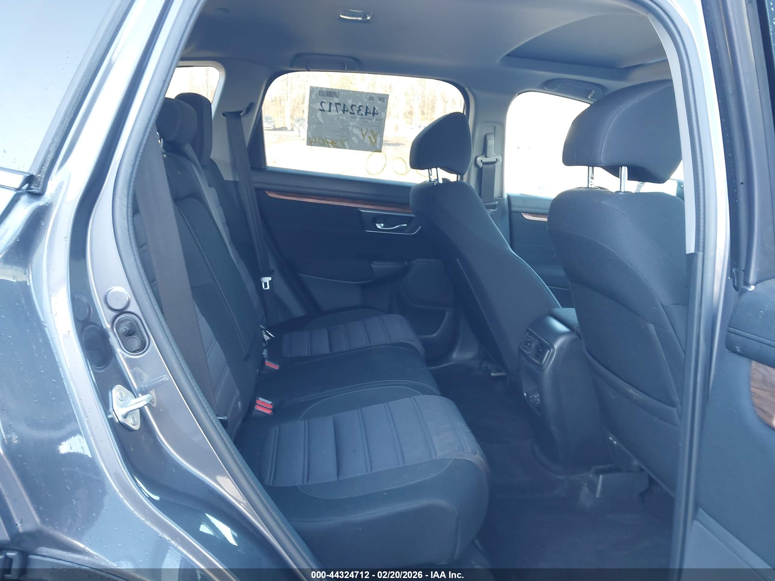 HONDA CR-V image 8