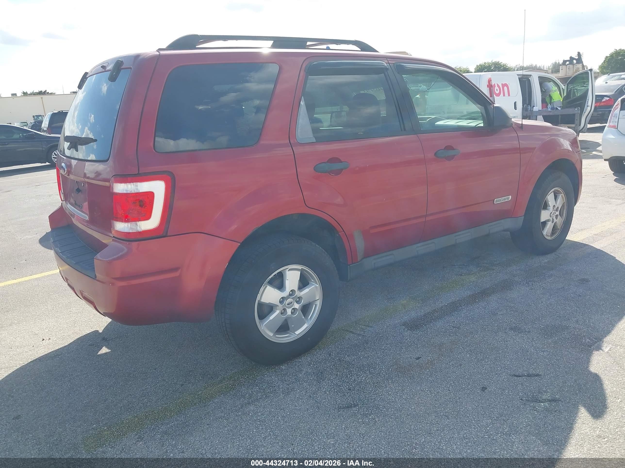 FORD ESCAPE image 4