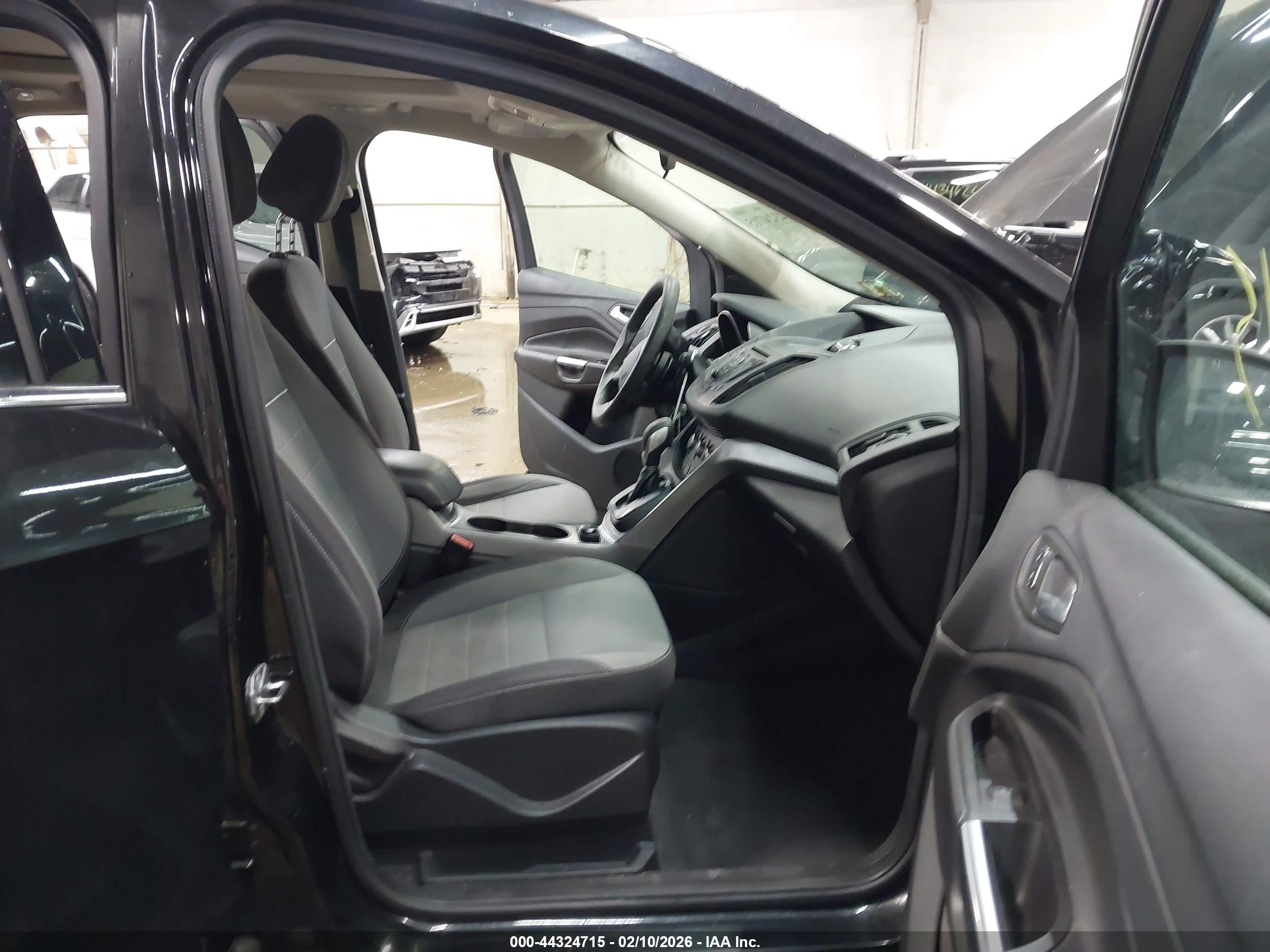 FORD ESCAPE image 5