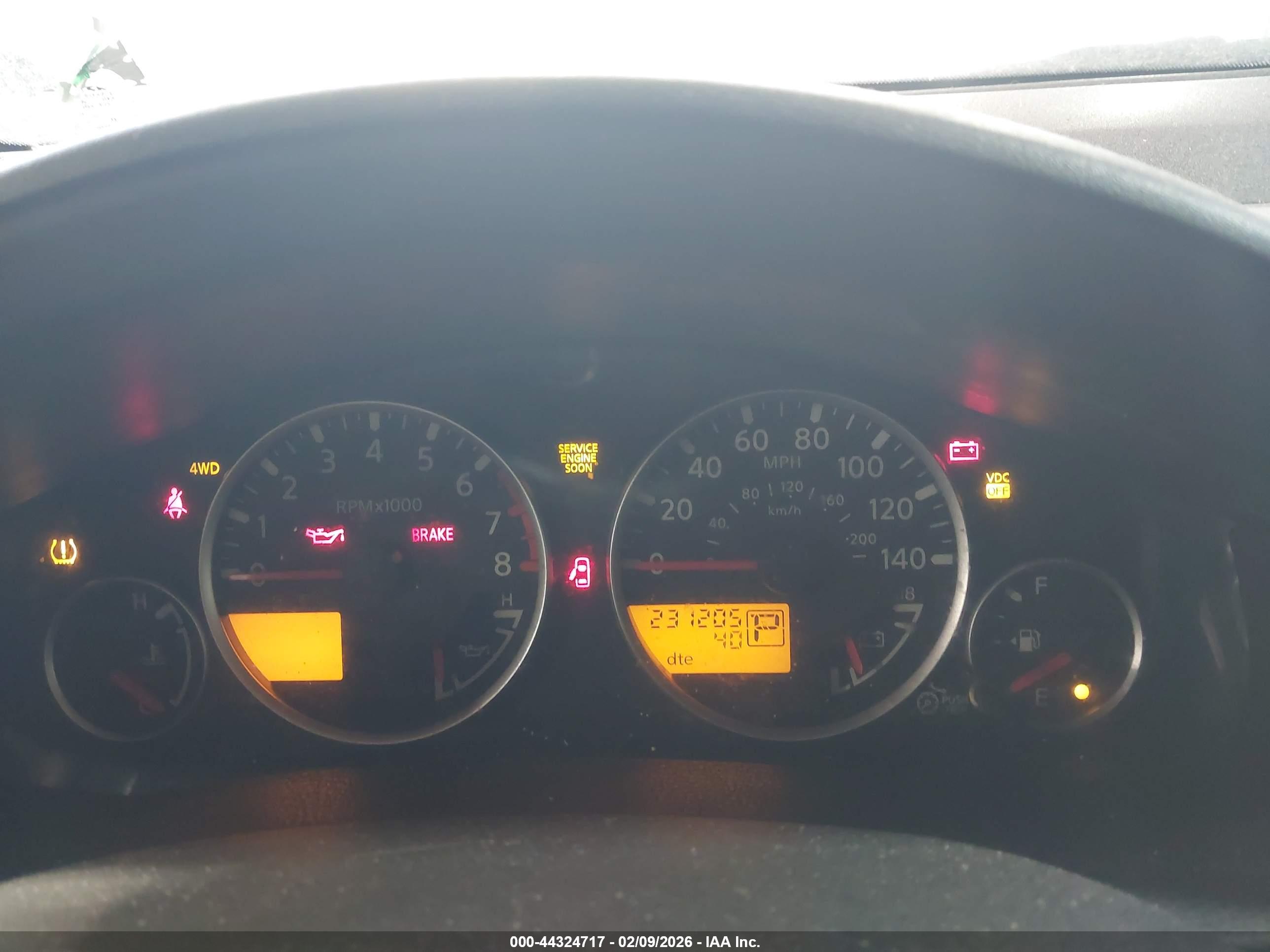 NISSAN PATHFINDER image 7