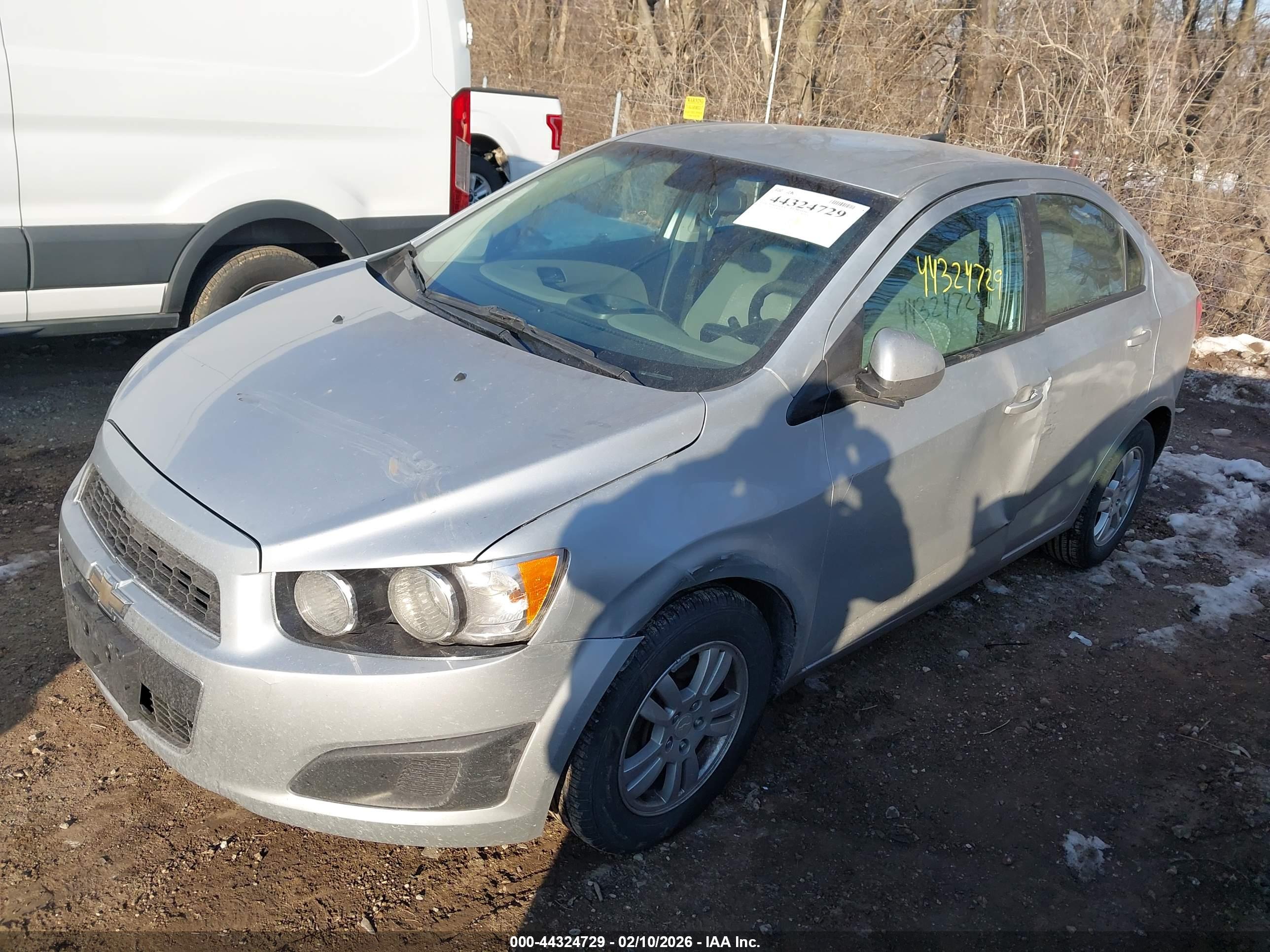 CHEVROLET SONIC image 2
