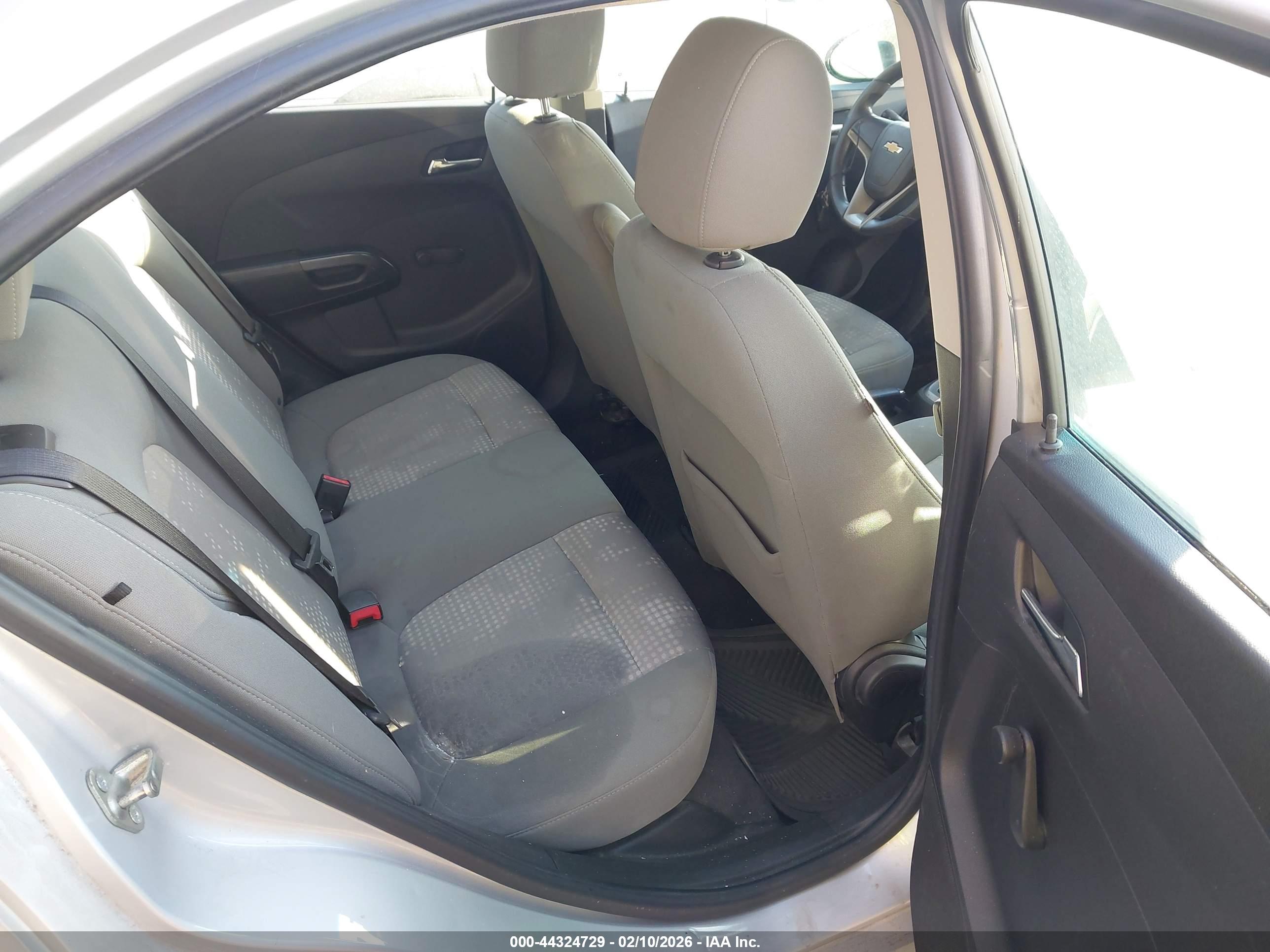 CHEVROLET SONIC image 8