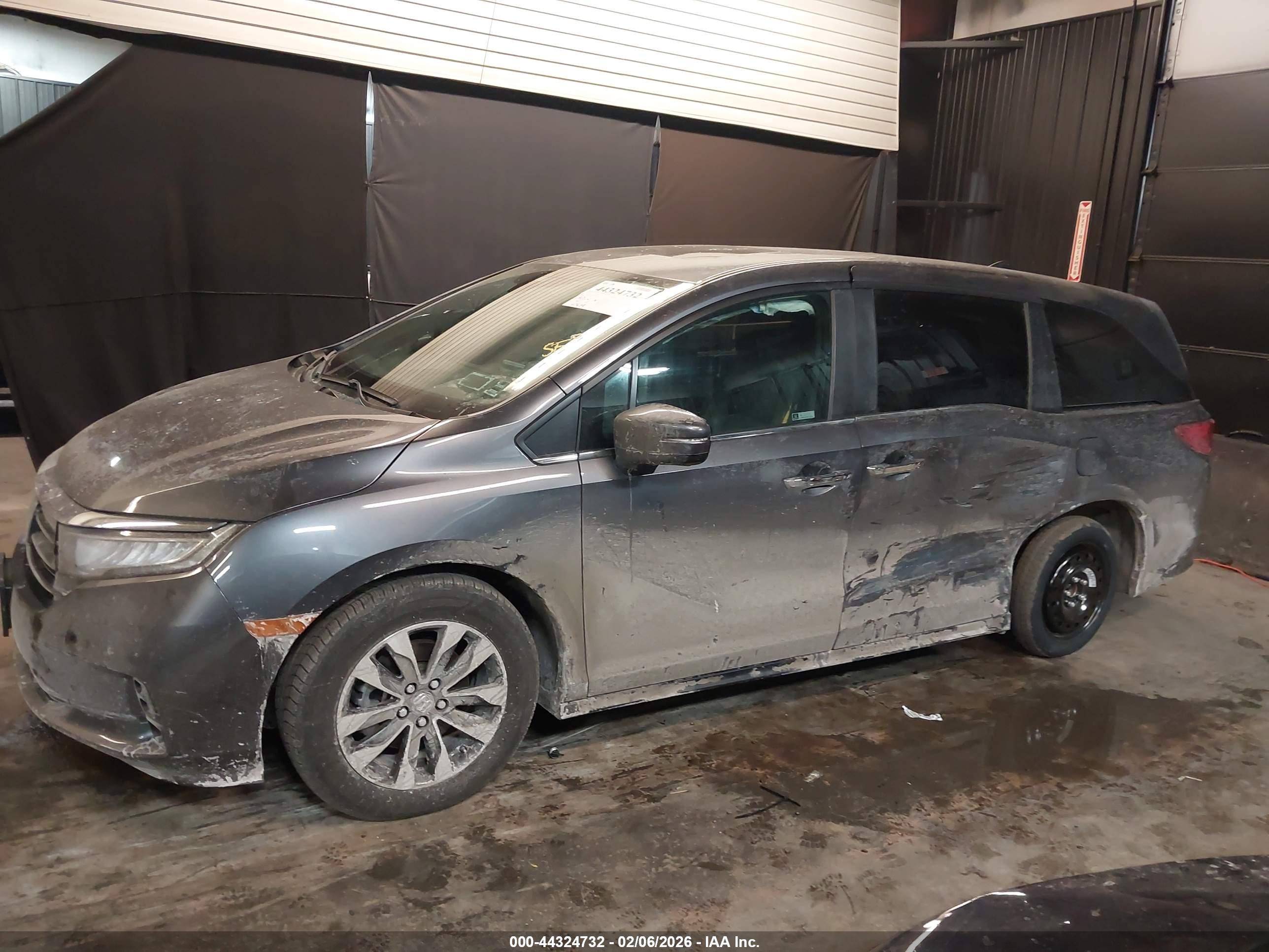 HONDA ODYSSEY image 6