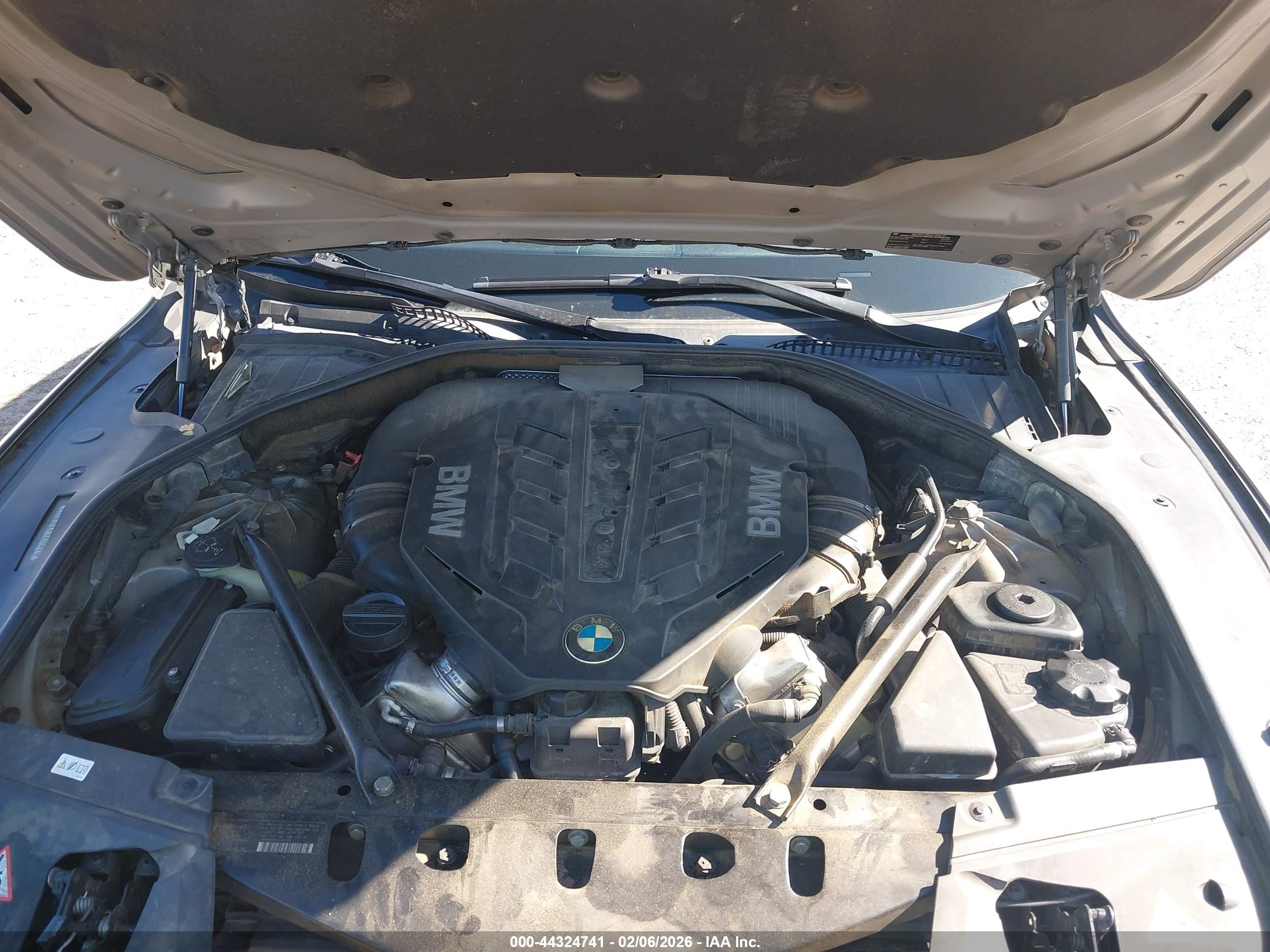 BMW 750LI image 10