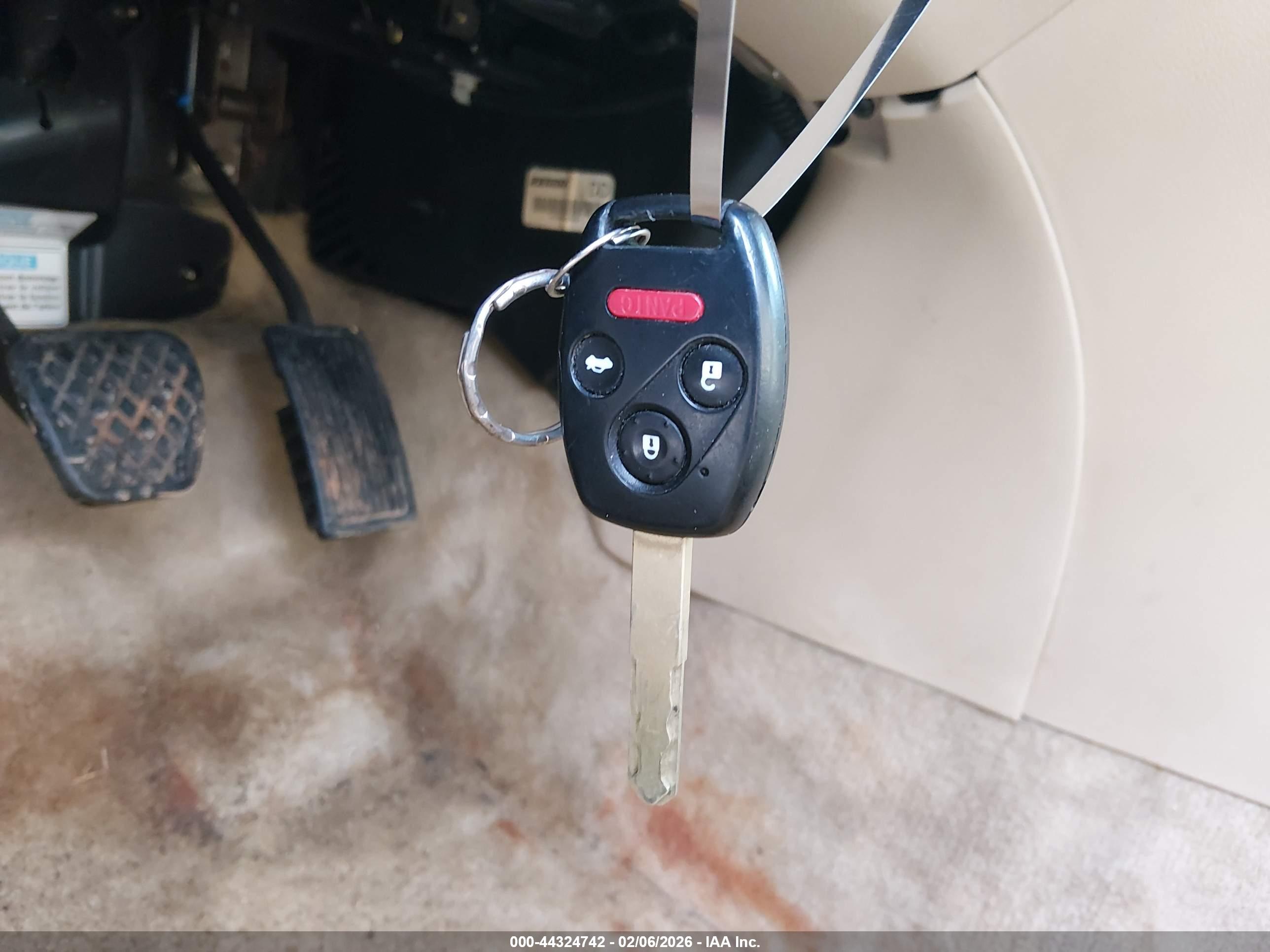 HONDA ACCORD image 11