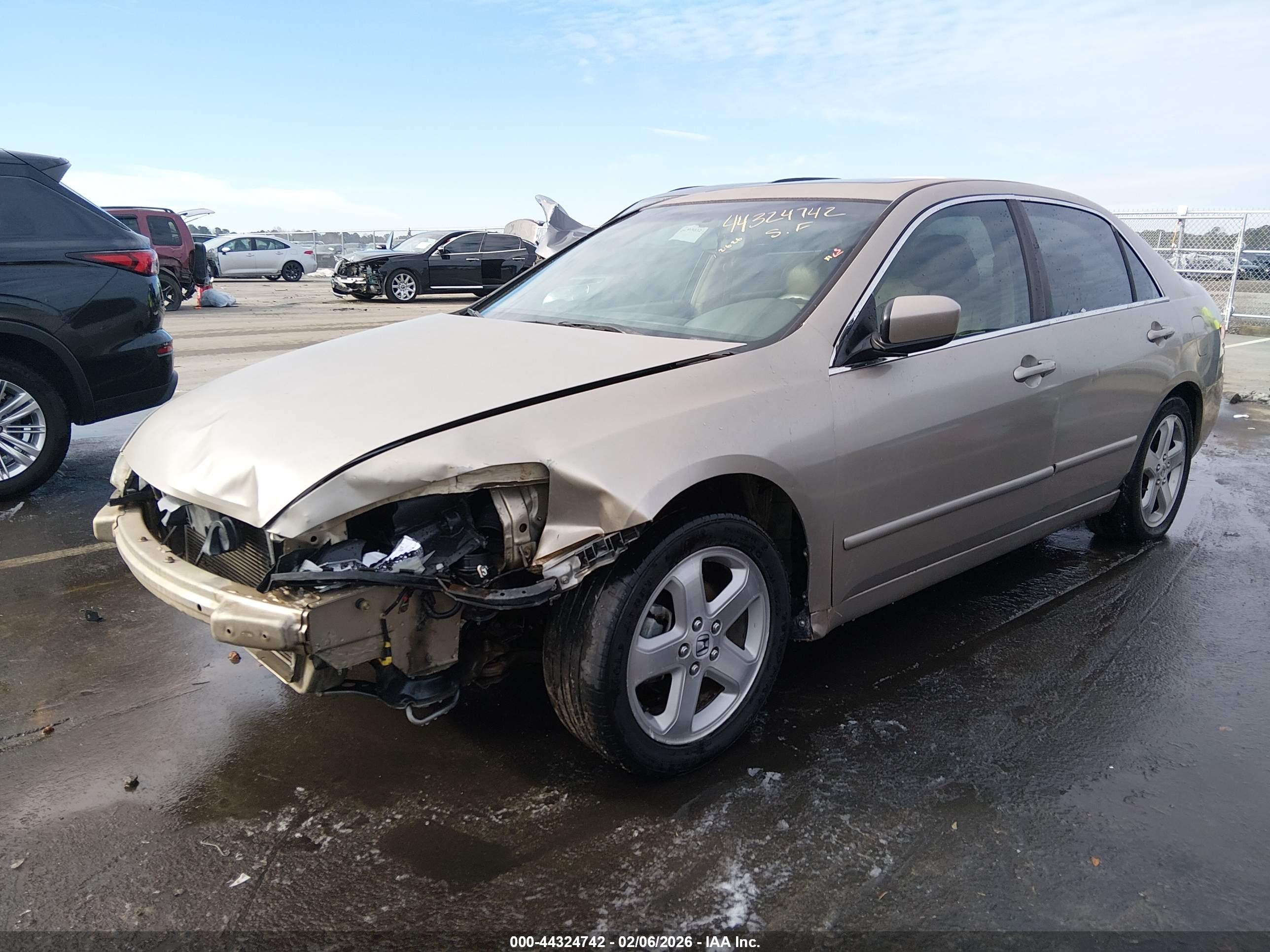 HONDA ACCORD image 2