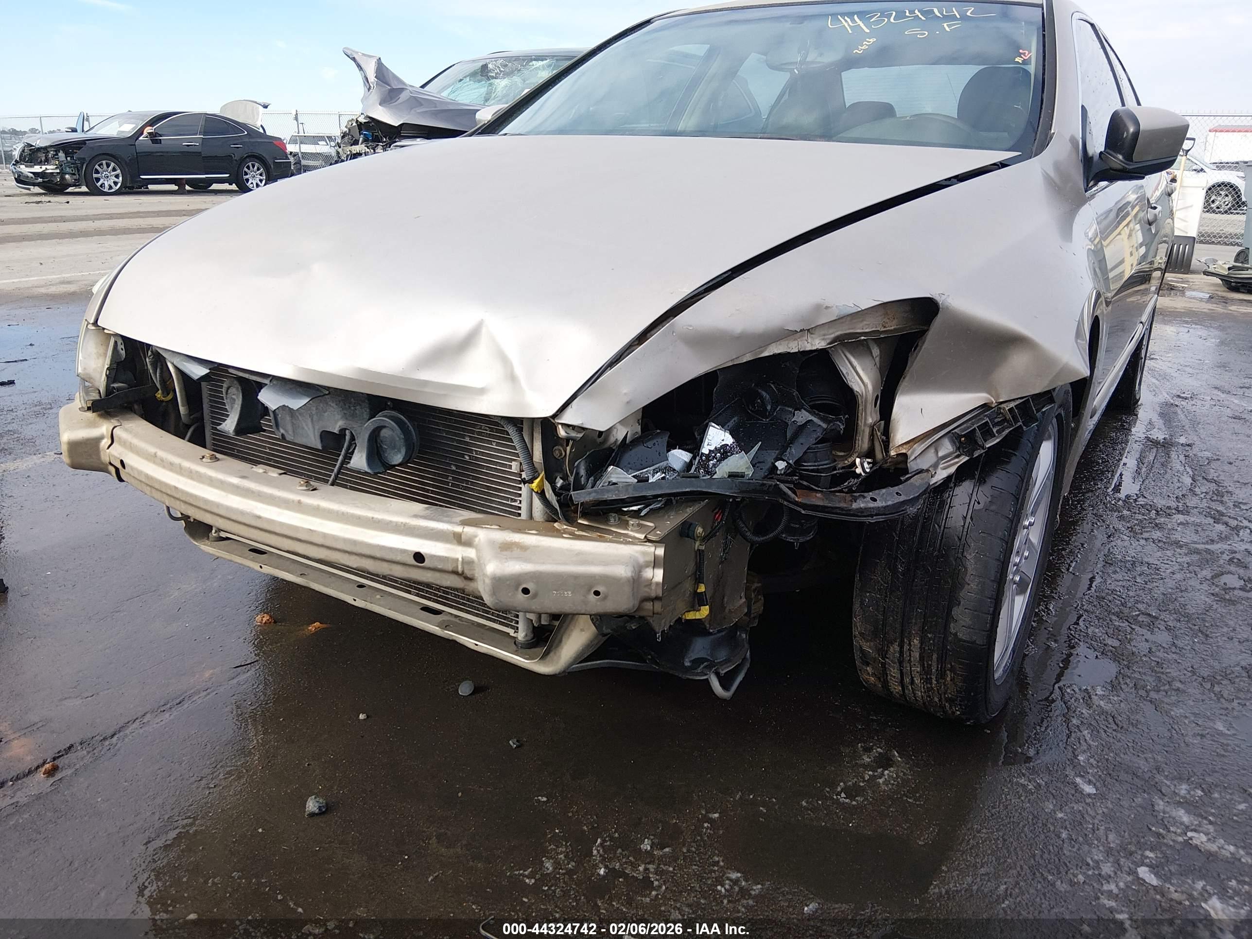 HONDA ACCORD image 6
