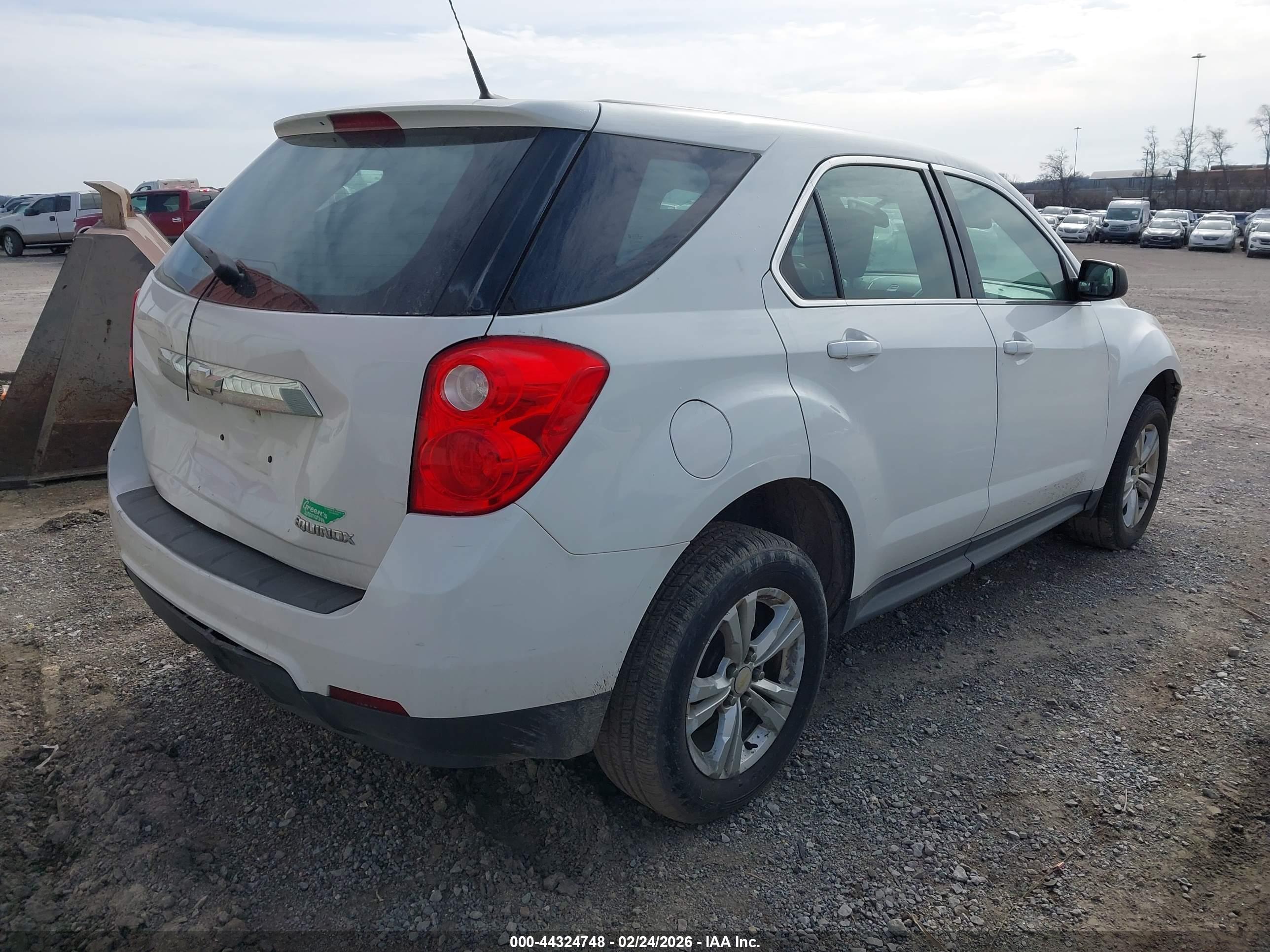 CHEVROLET EQUINOX image 4
