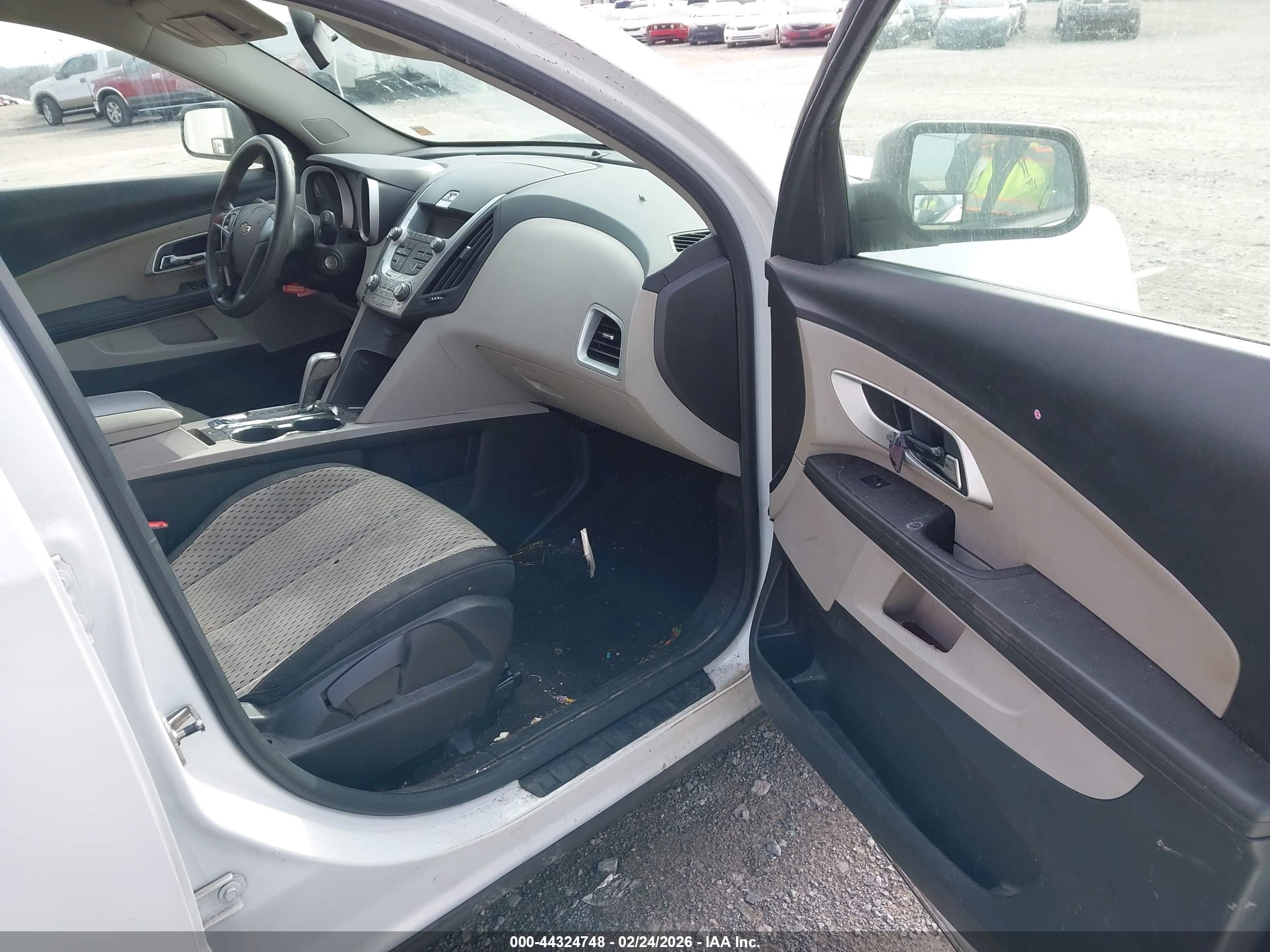 CHEVROLET EQUINOX image 5