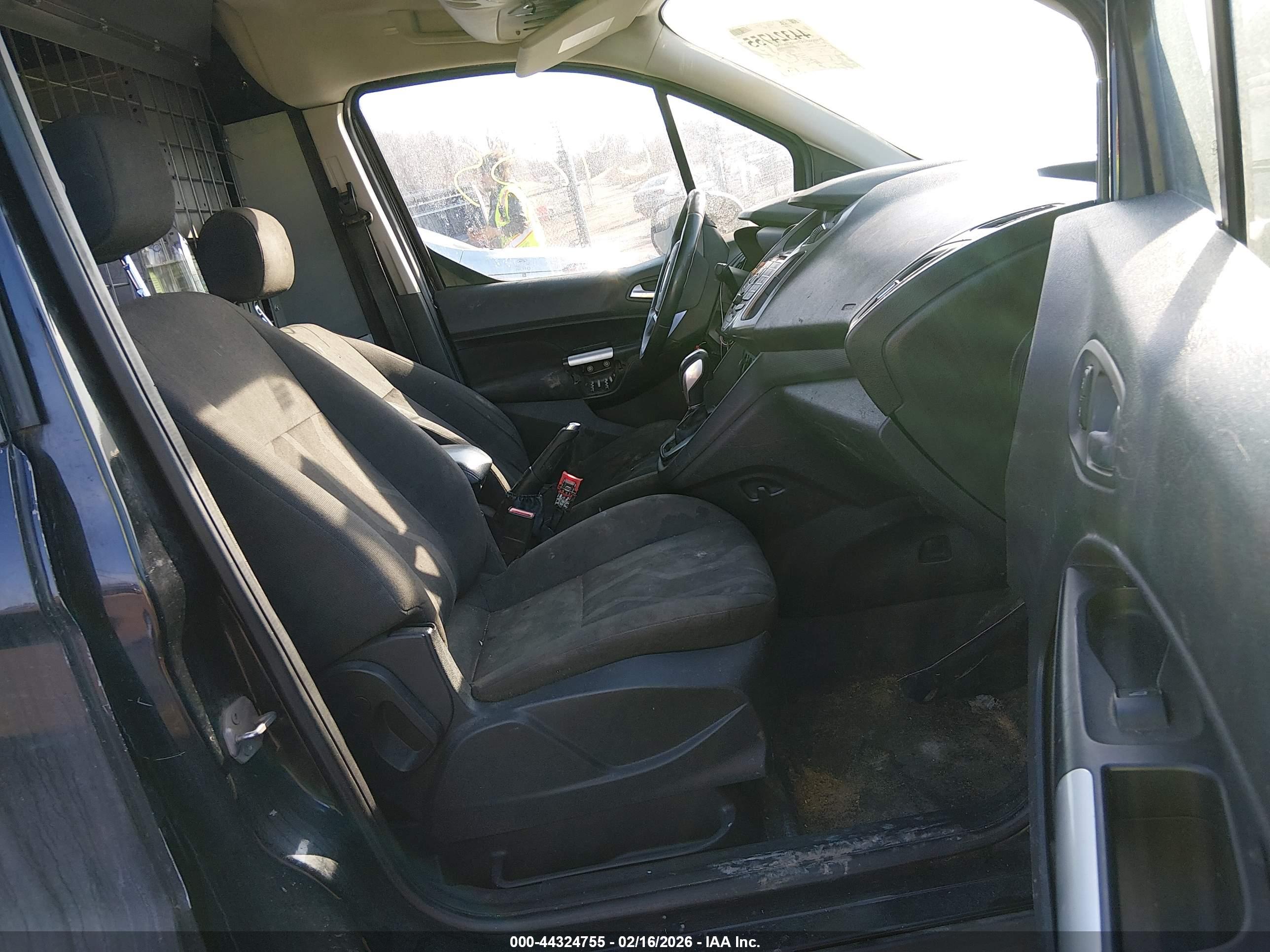 FORD TRANSIT image 5