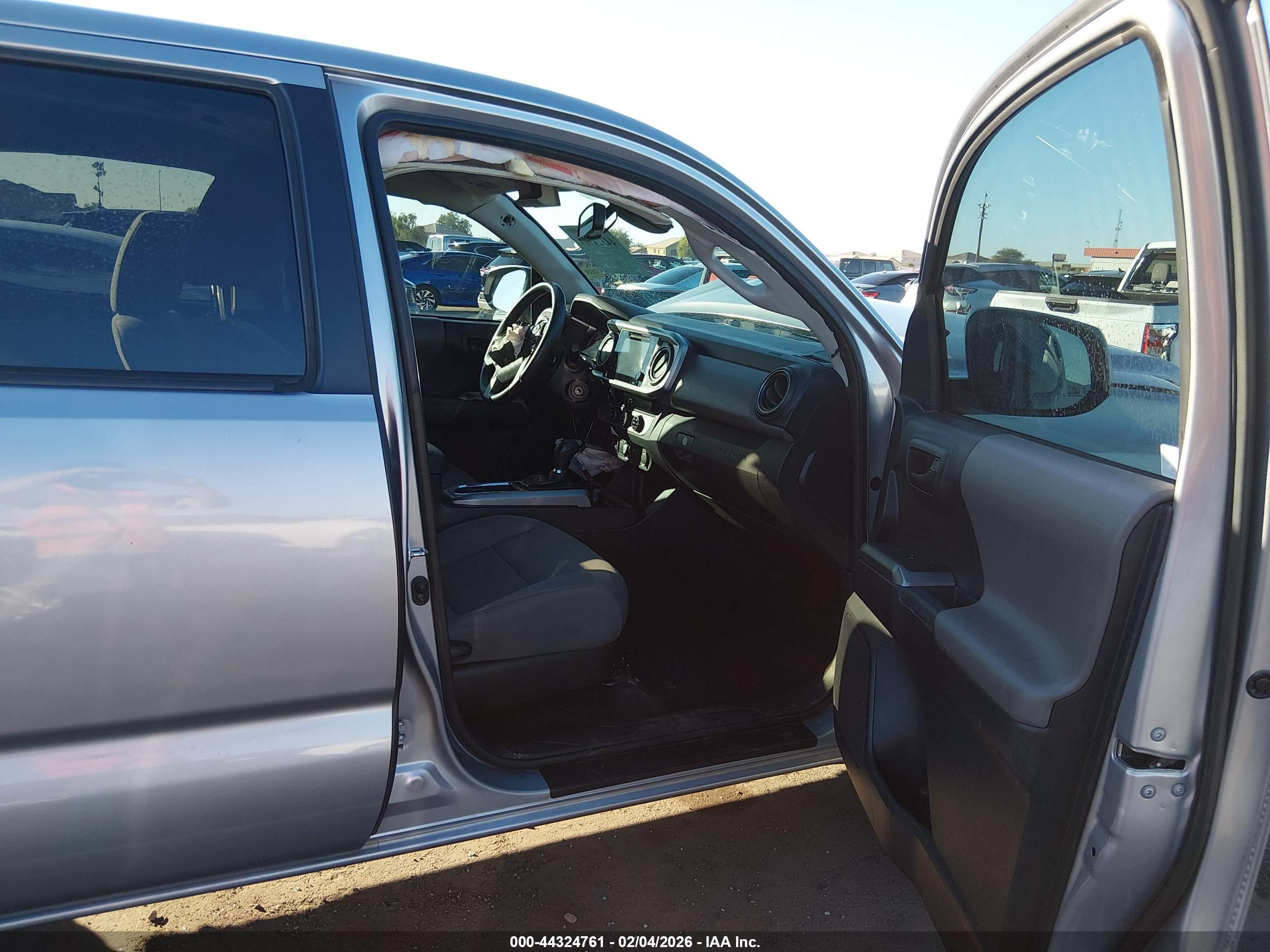 TOYOTA TACOMA image 5