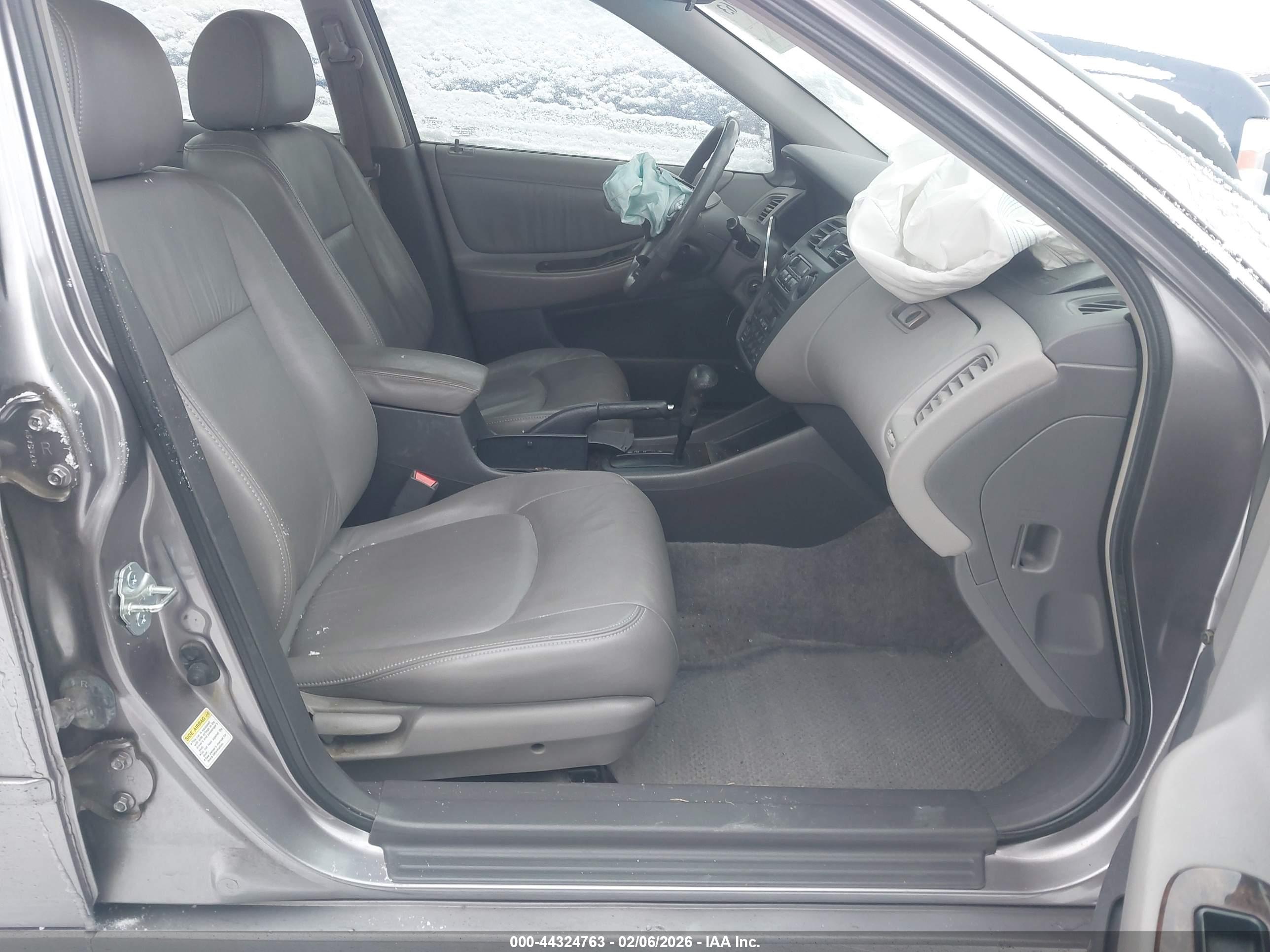 HONDA ACCORD image 5