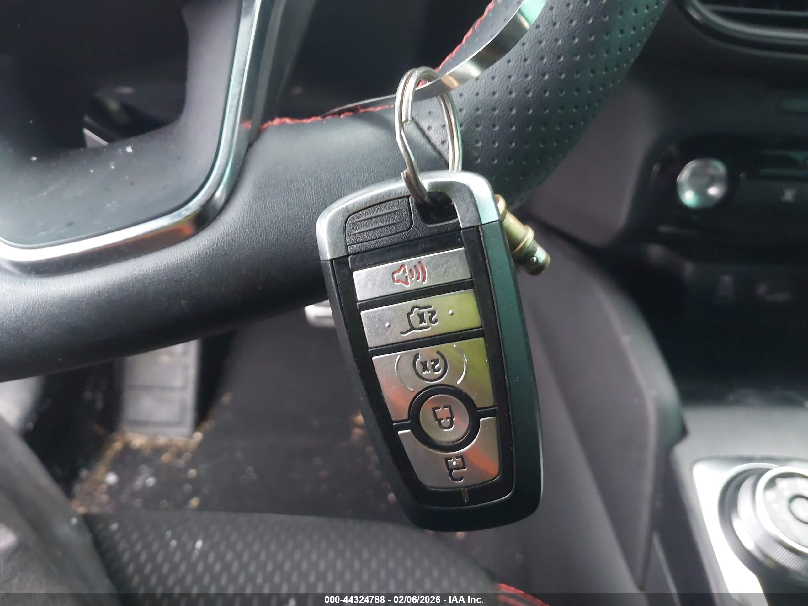 FORD ESCAPE image 11