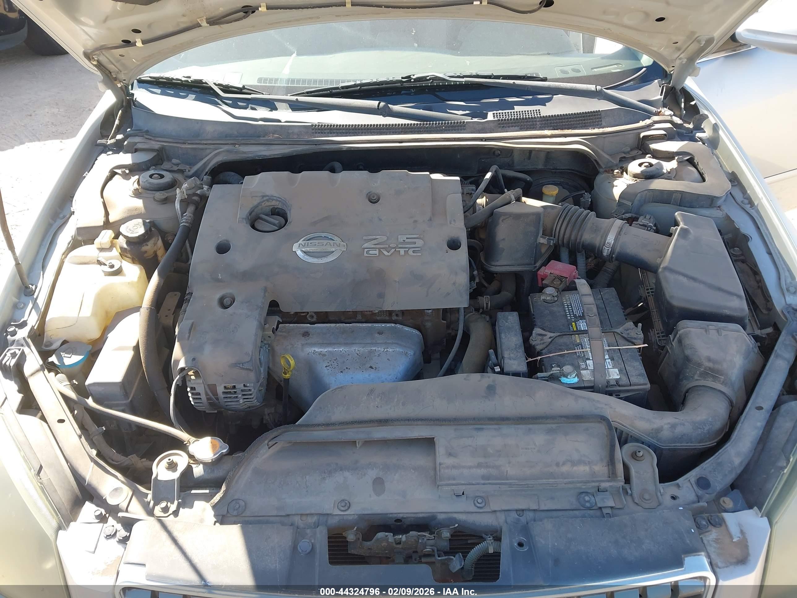 NISSAN ALTIMA image 10