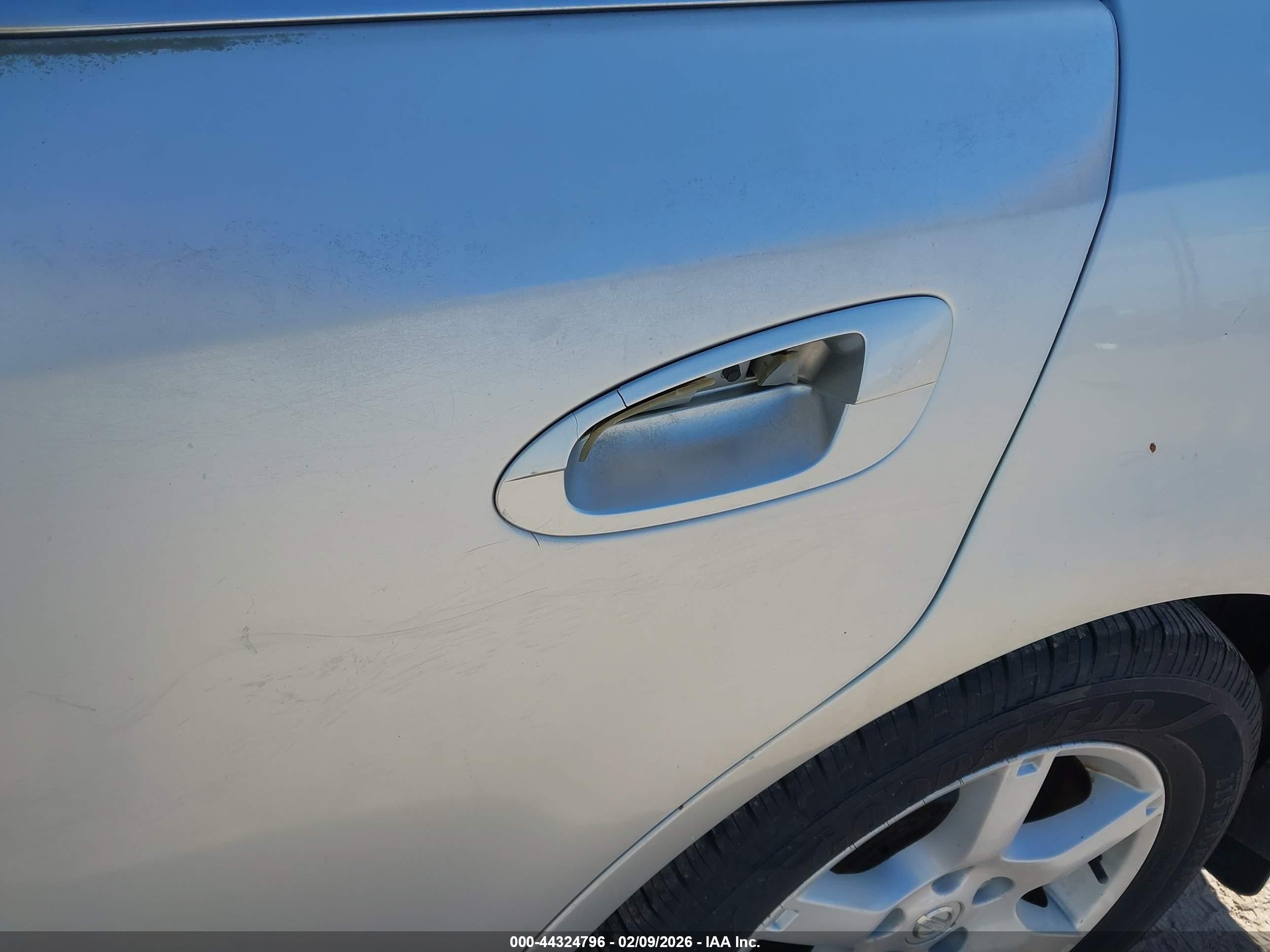 NISSAN ALTIMA image 6