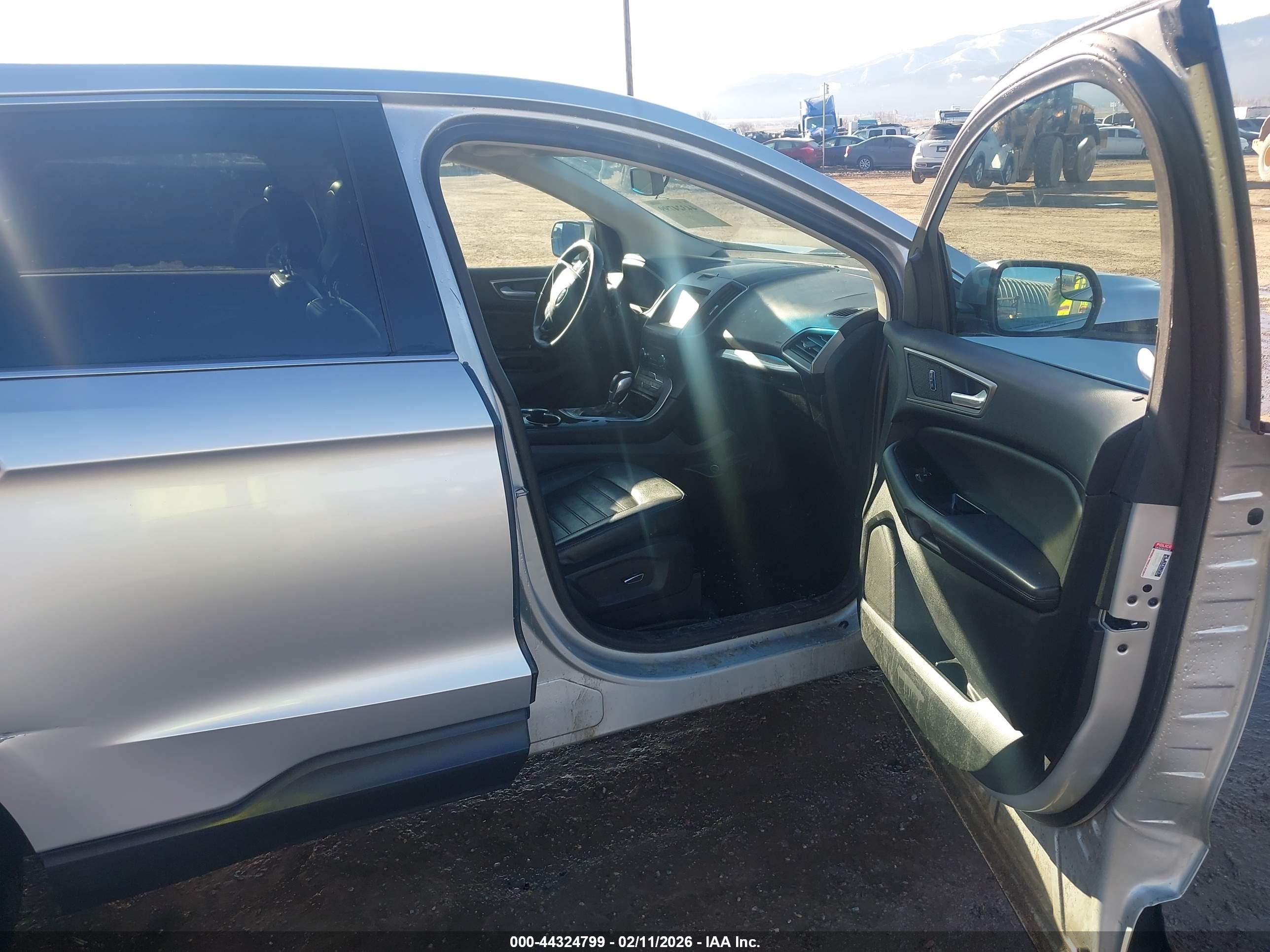 FORD EDGE image 5