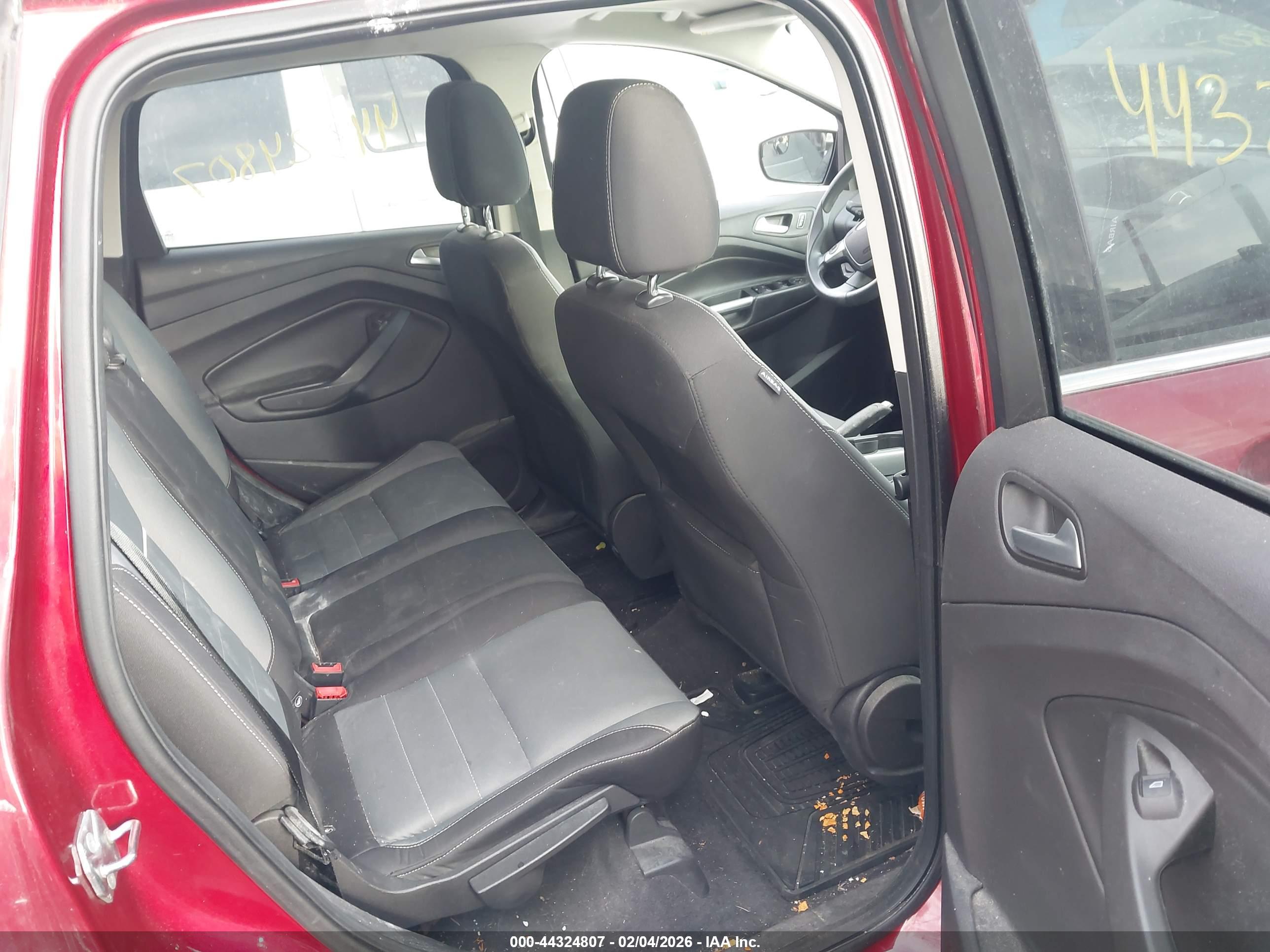 FORD ESCAPE image 8