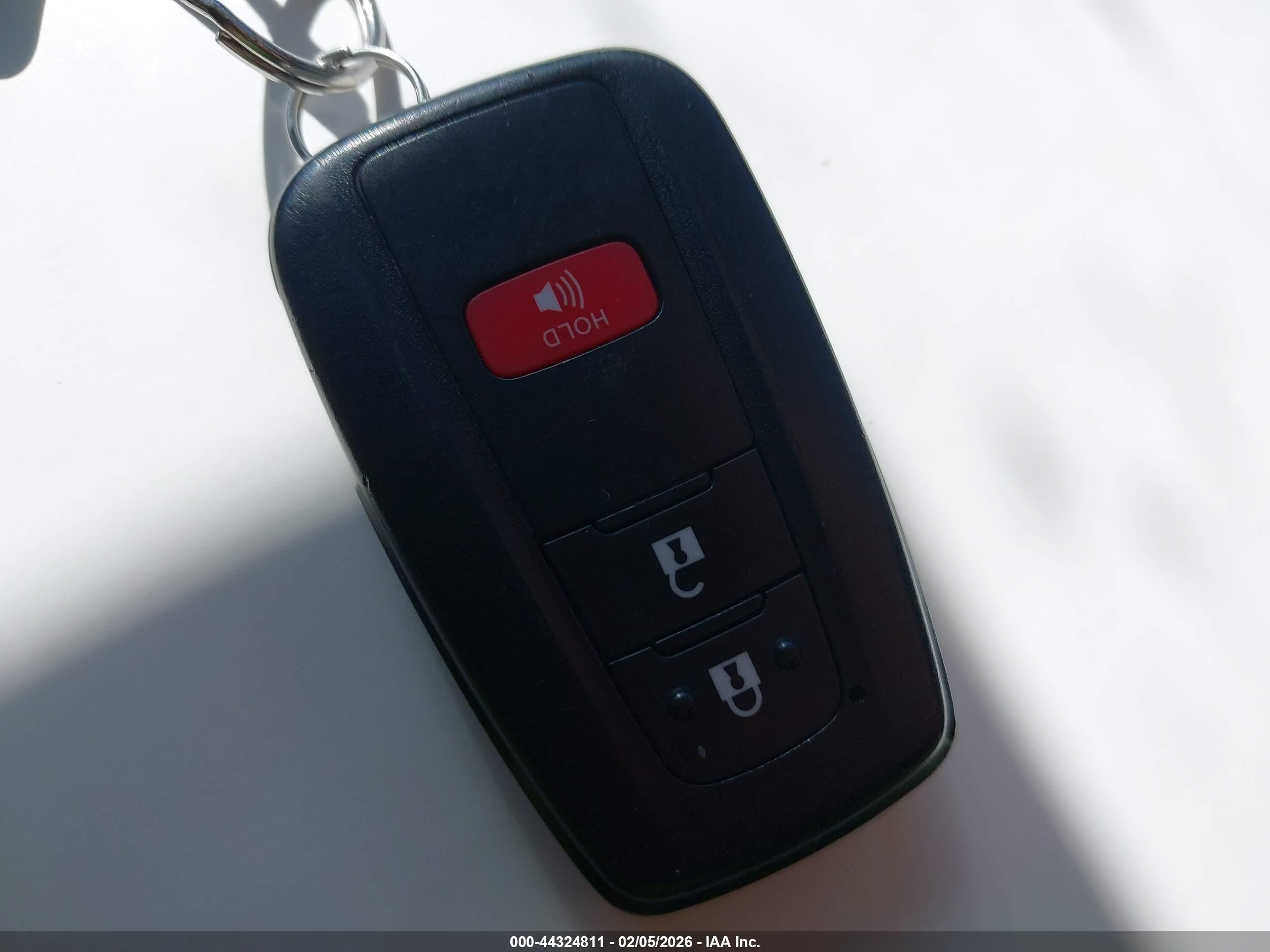 TOYOTA 4RUNNER image 11