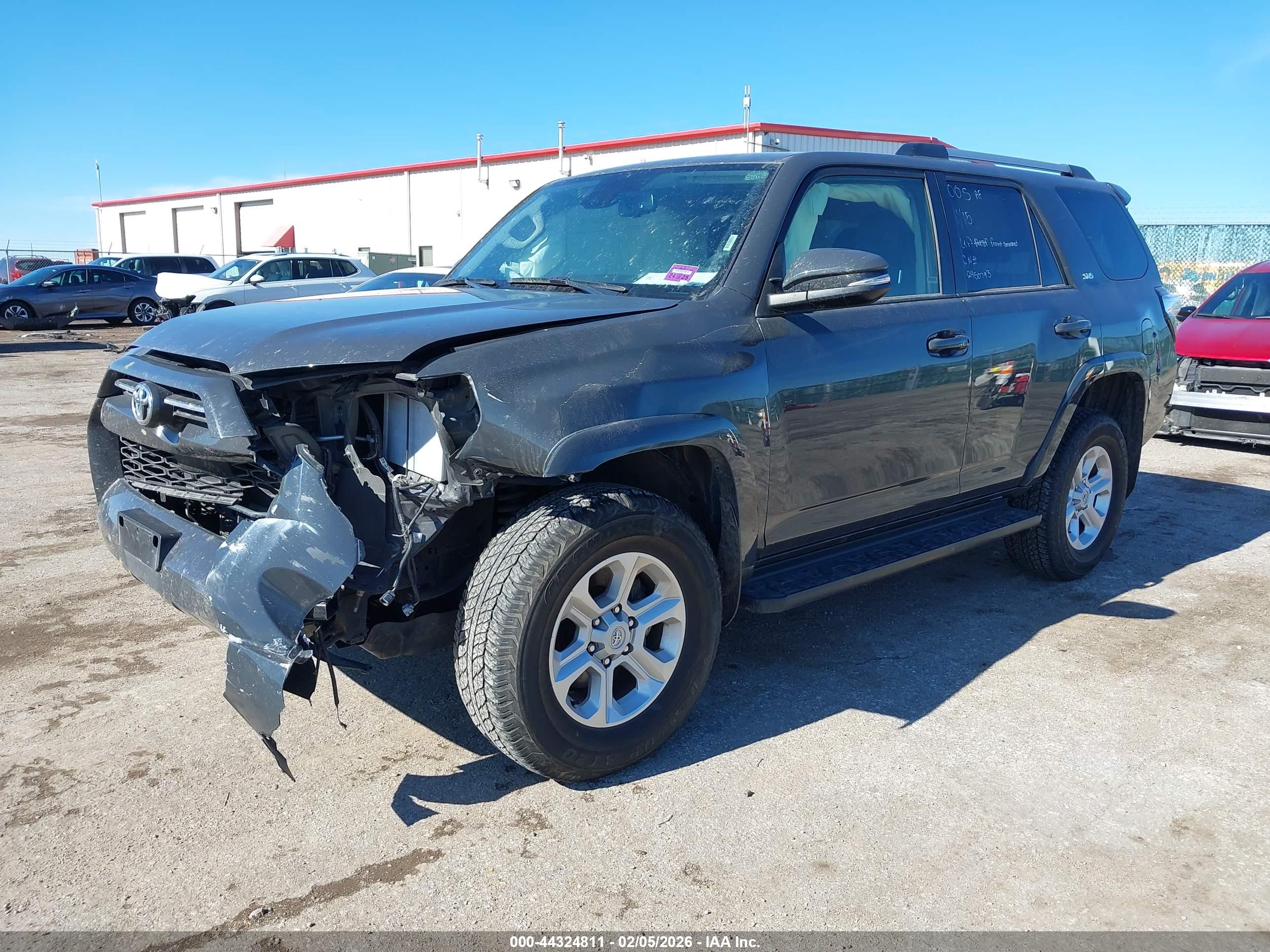 TOYOTA 4RUNNER image 2