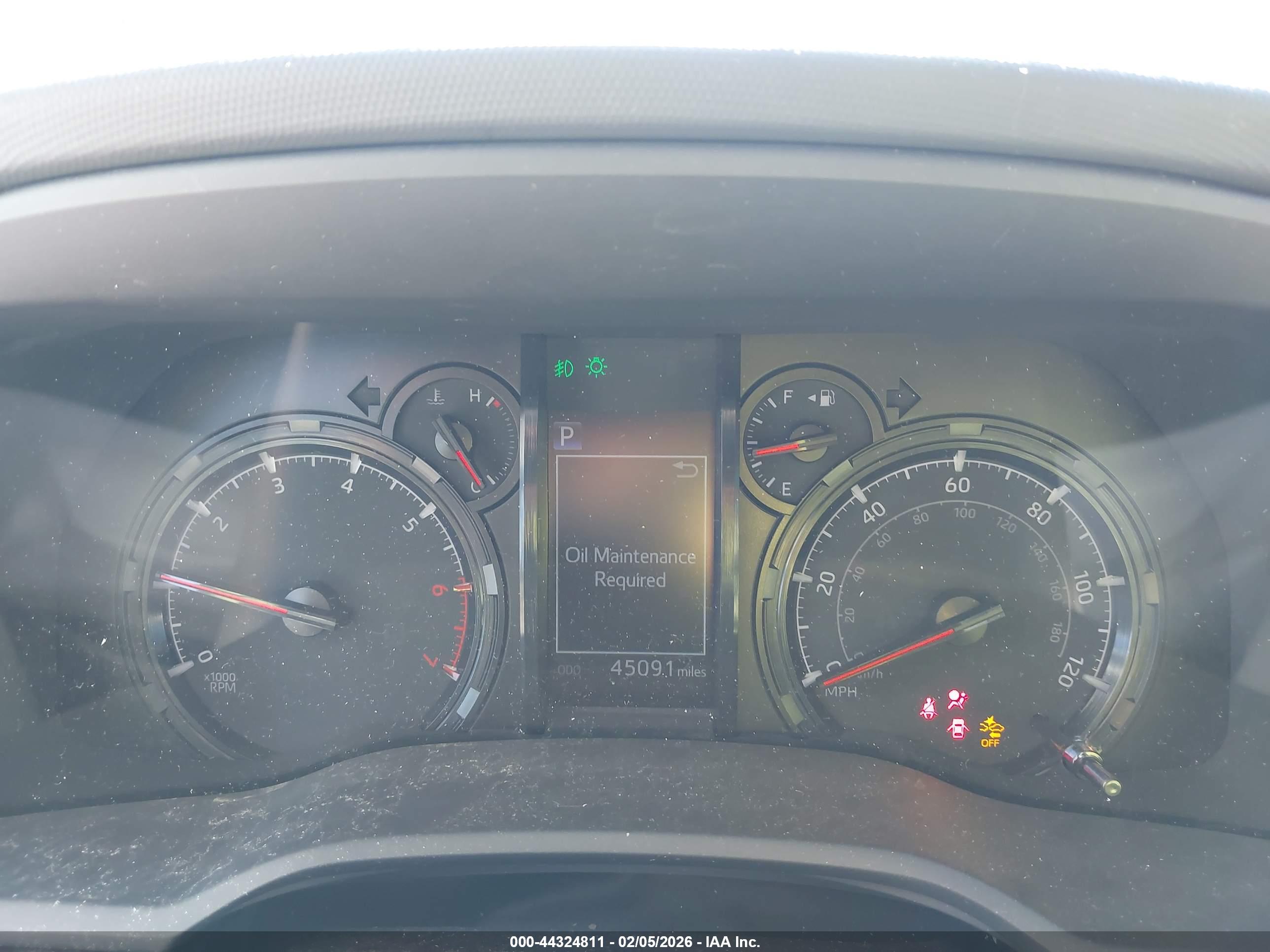 TOYOTA 4RUNNER image 7