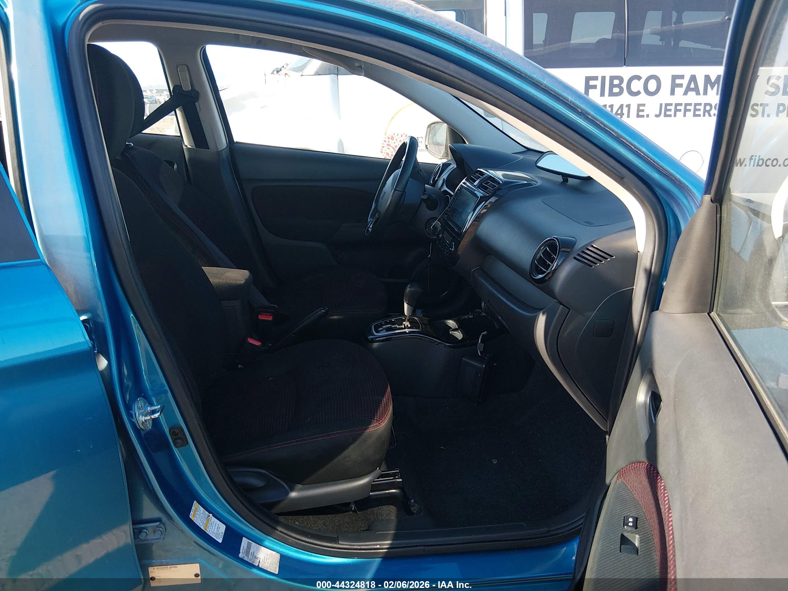 MITSUBISHI MIRAGE image 5