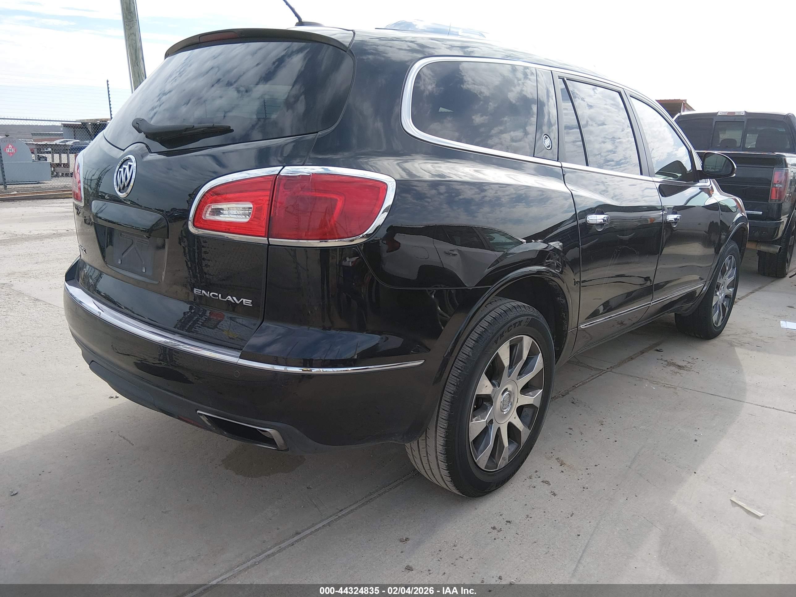 BUICK ENCLAVE image 4