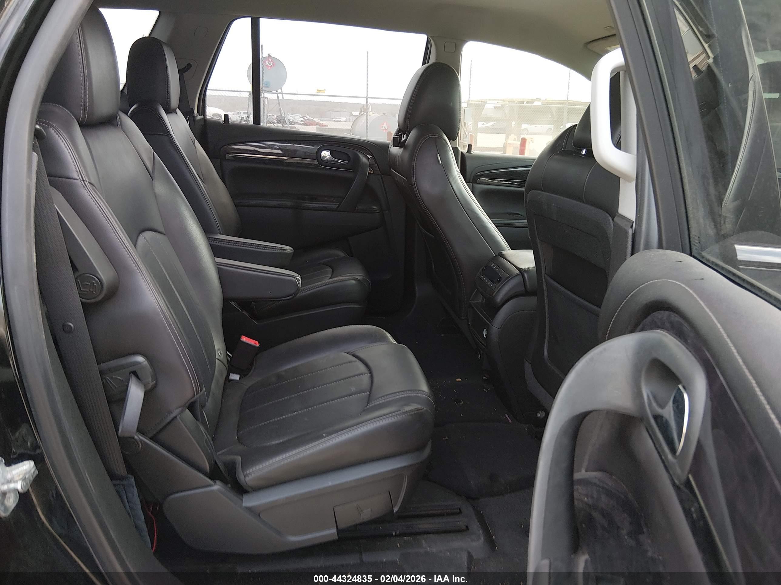 BUICK ENCLAVE image 8