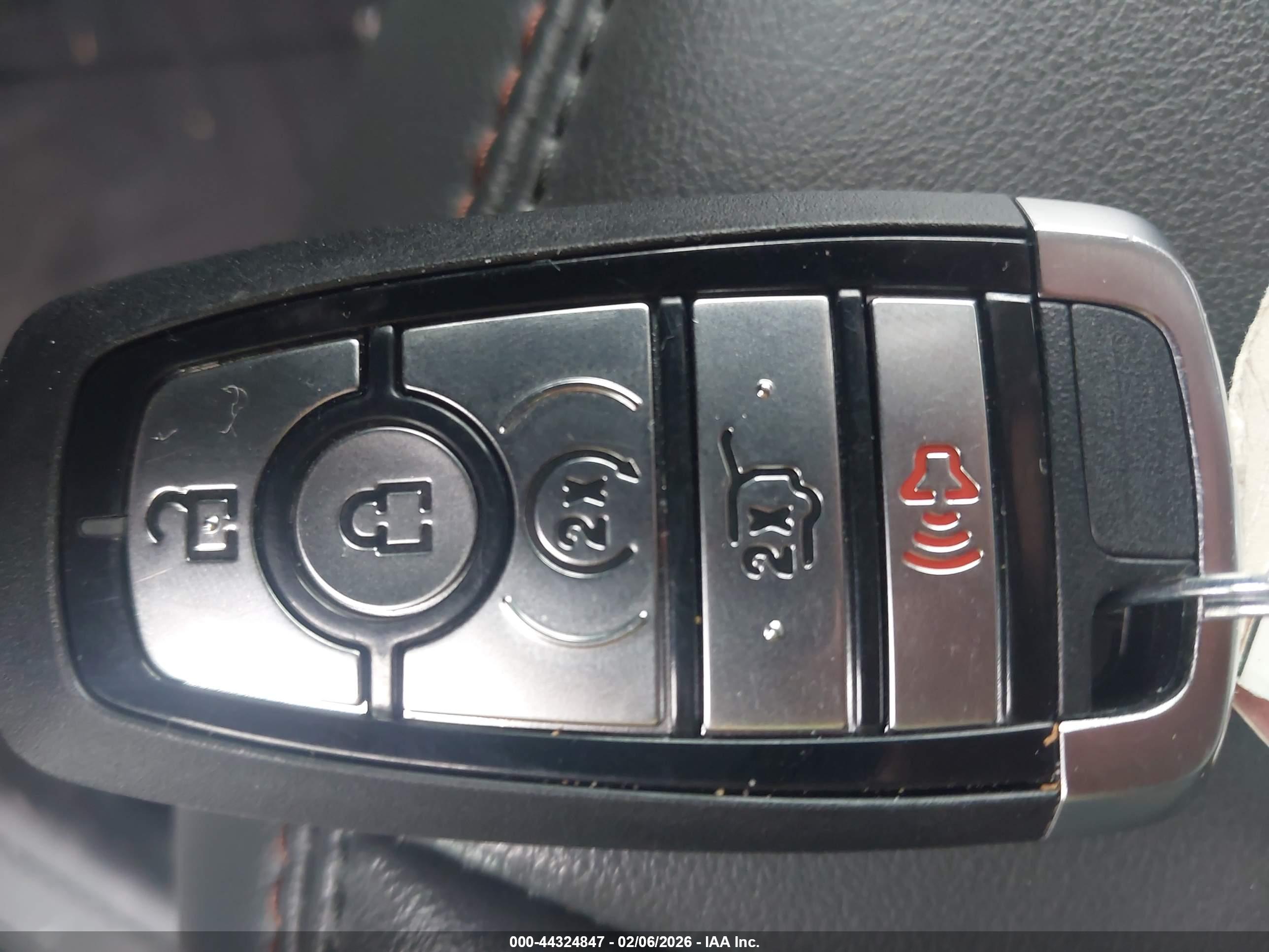 FORD EXPLORER image 11