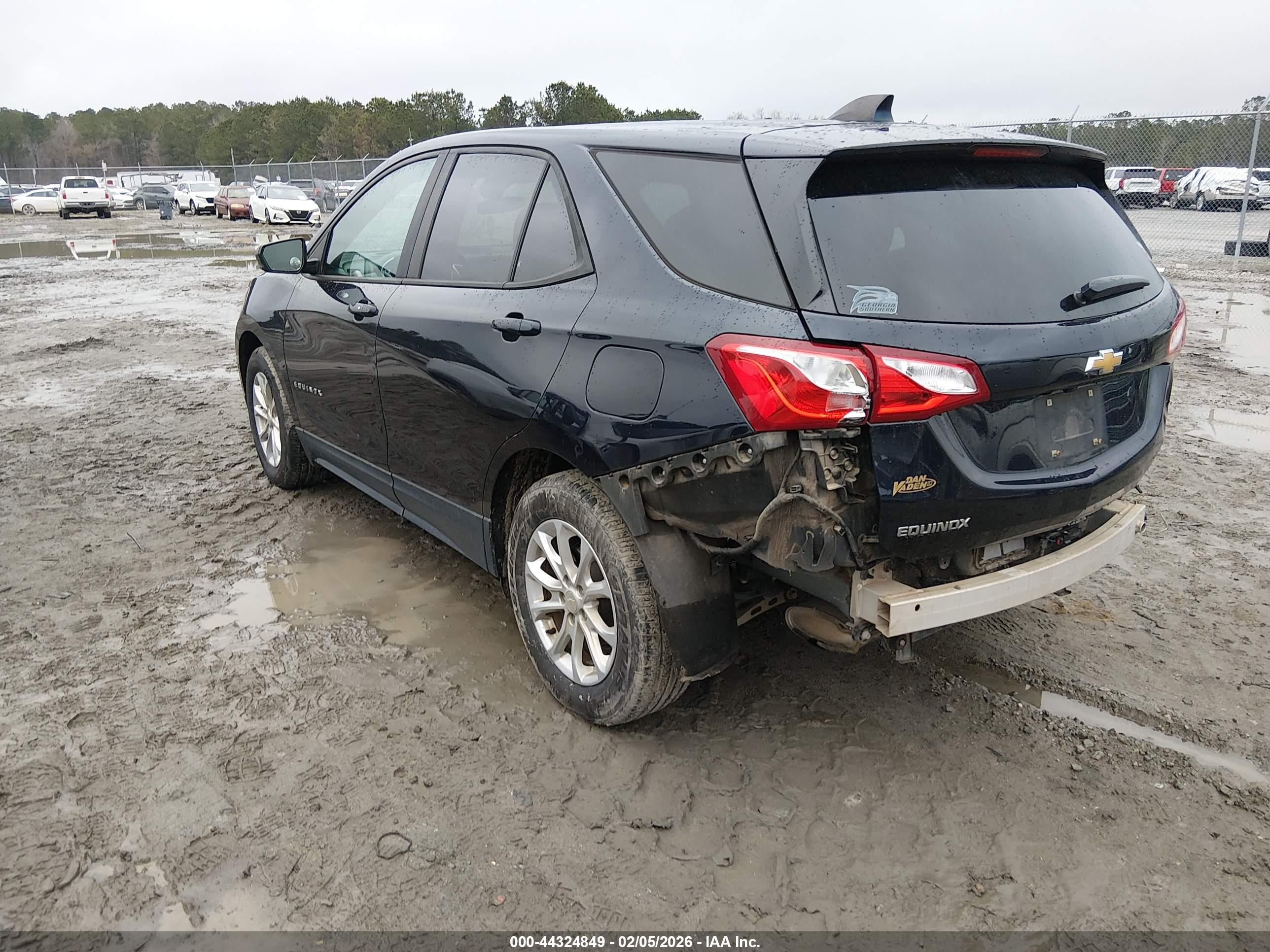 CHEVROLET EQUINOX image 3