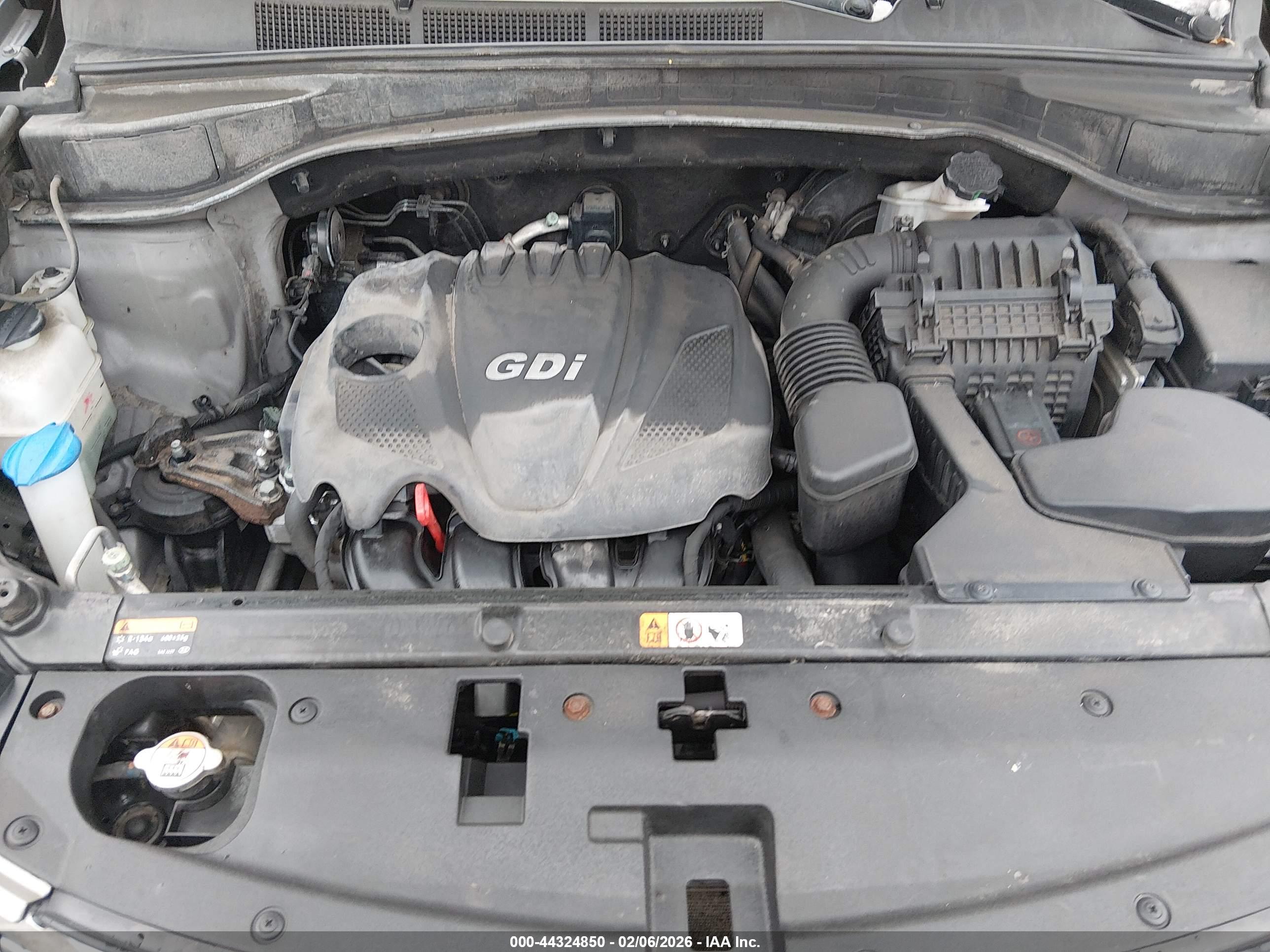 HYUNDAI SANTA image 10