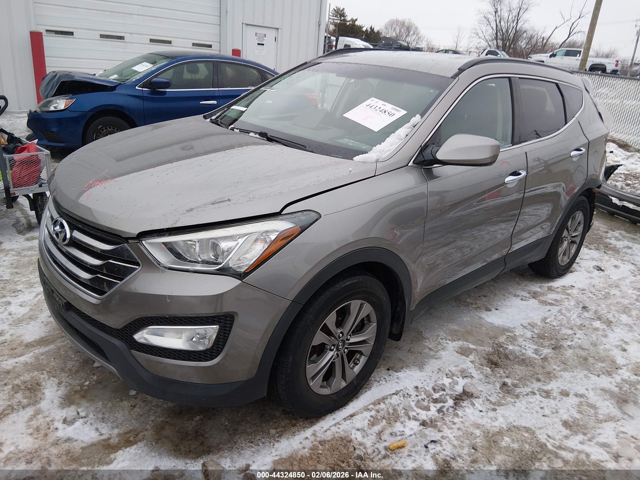 HYUNDAI SANTA image 2