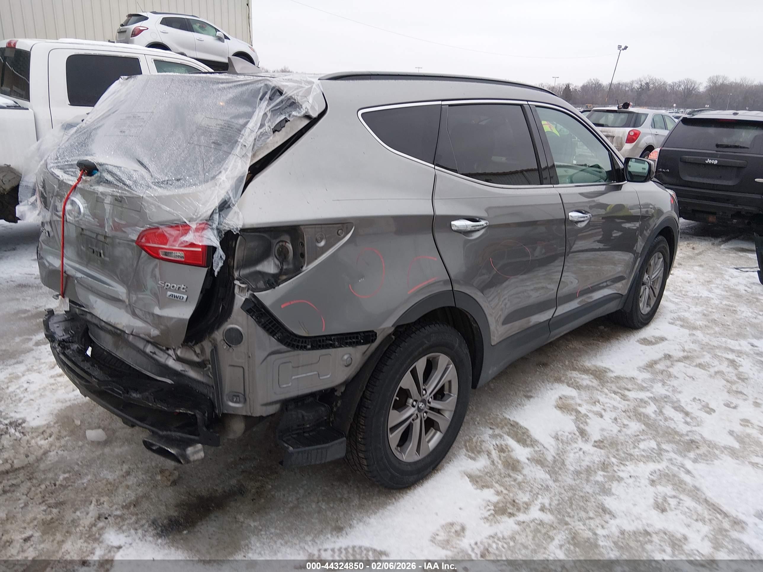 HYUNDAI SANTA image 4