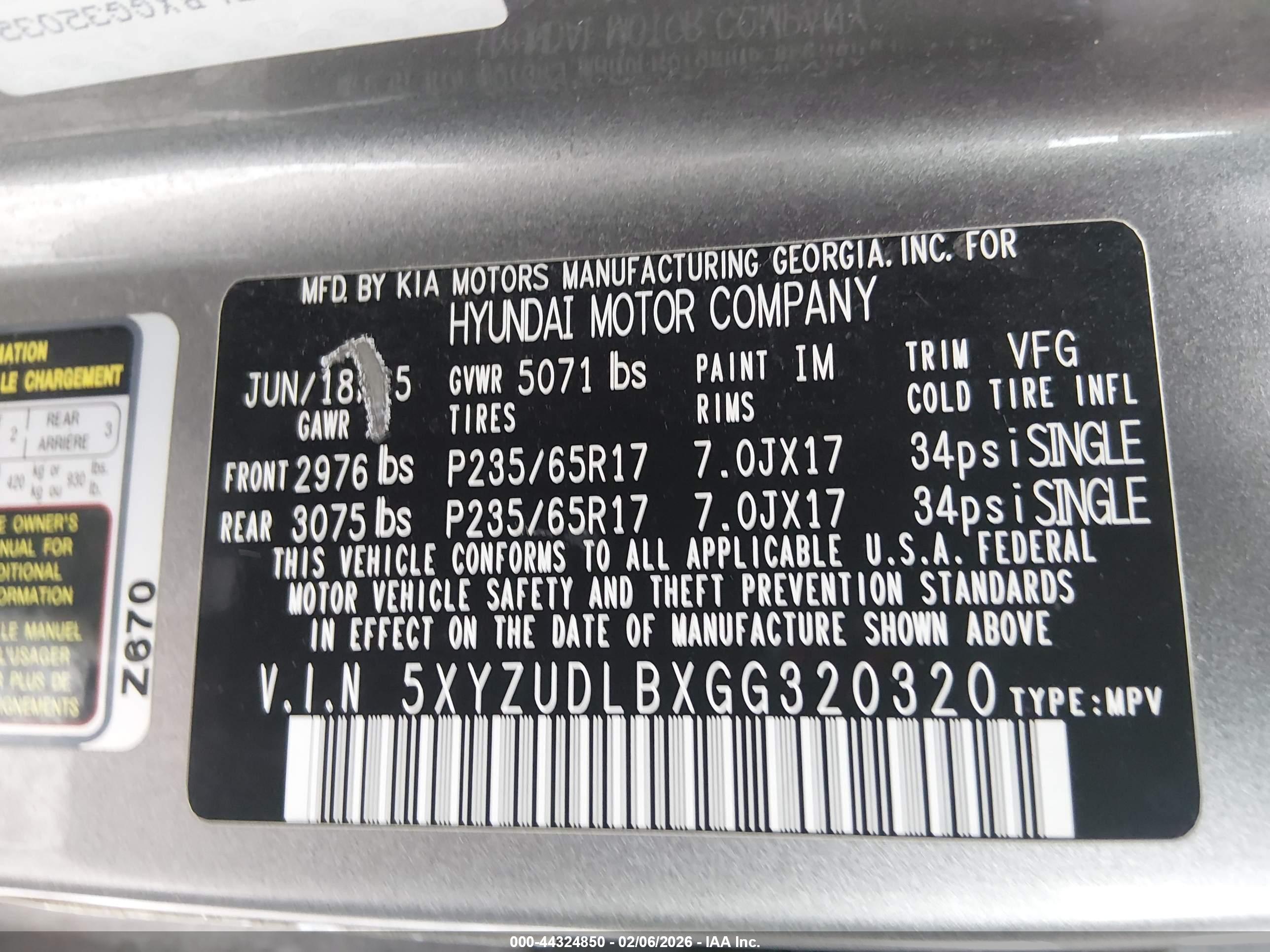 HYUNDAI SANTA image 9