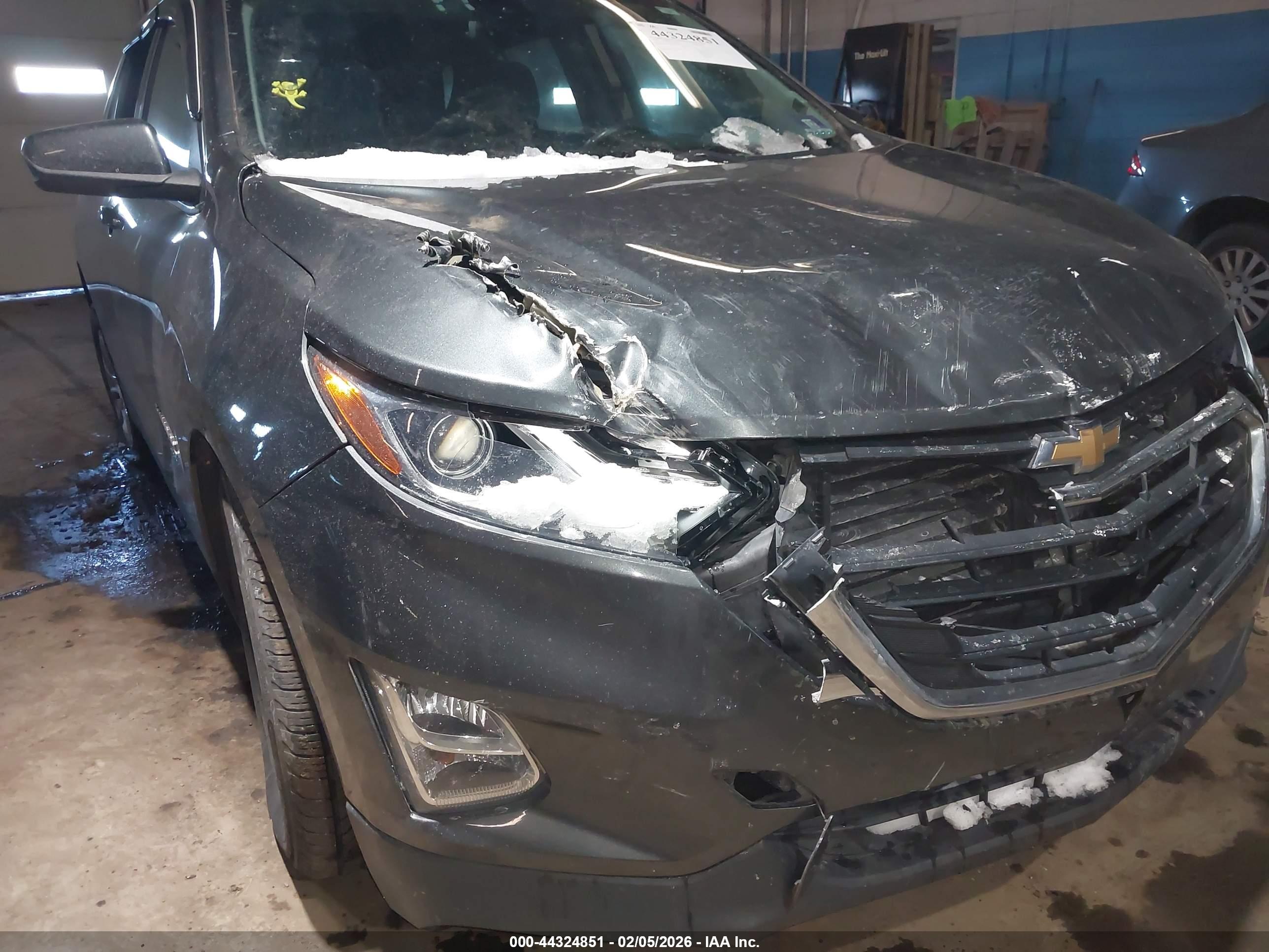 CHEVROLET EQUINOX image 6