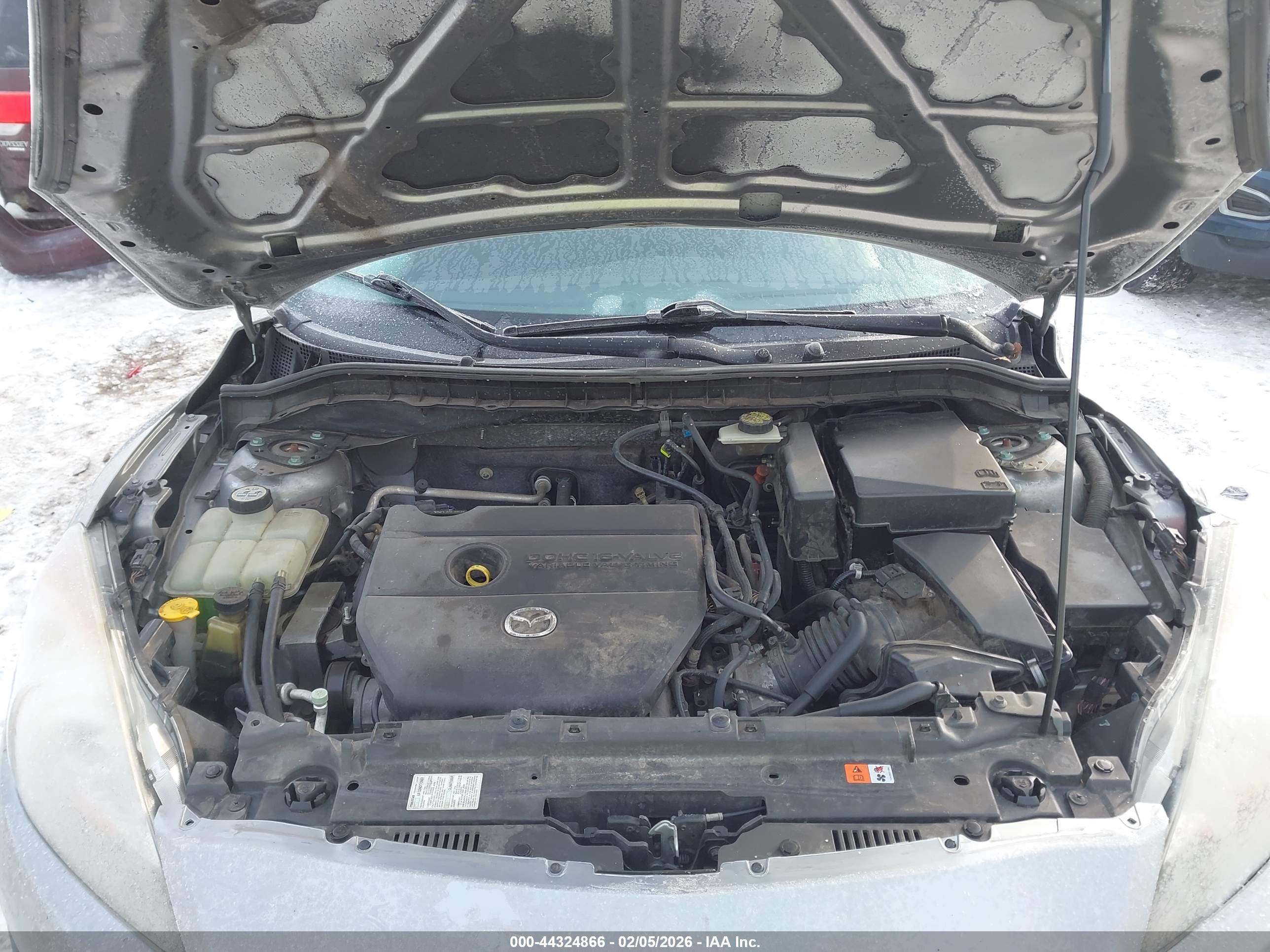 MAZDA MAZDA3 image 10