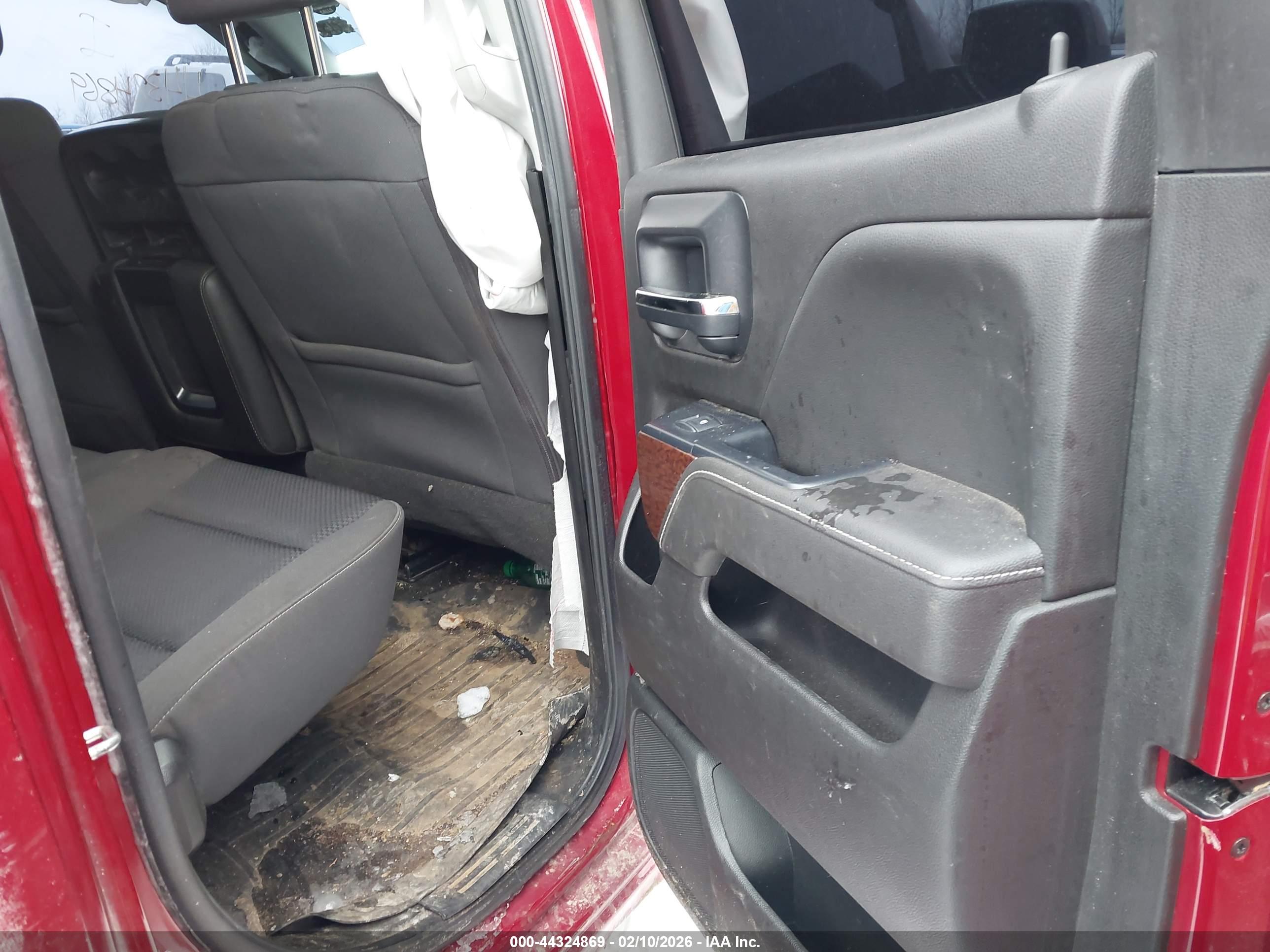 GMC SIERRA image 8