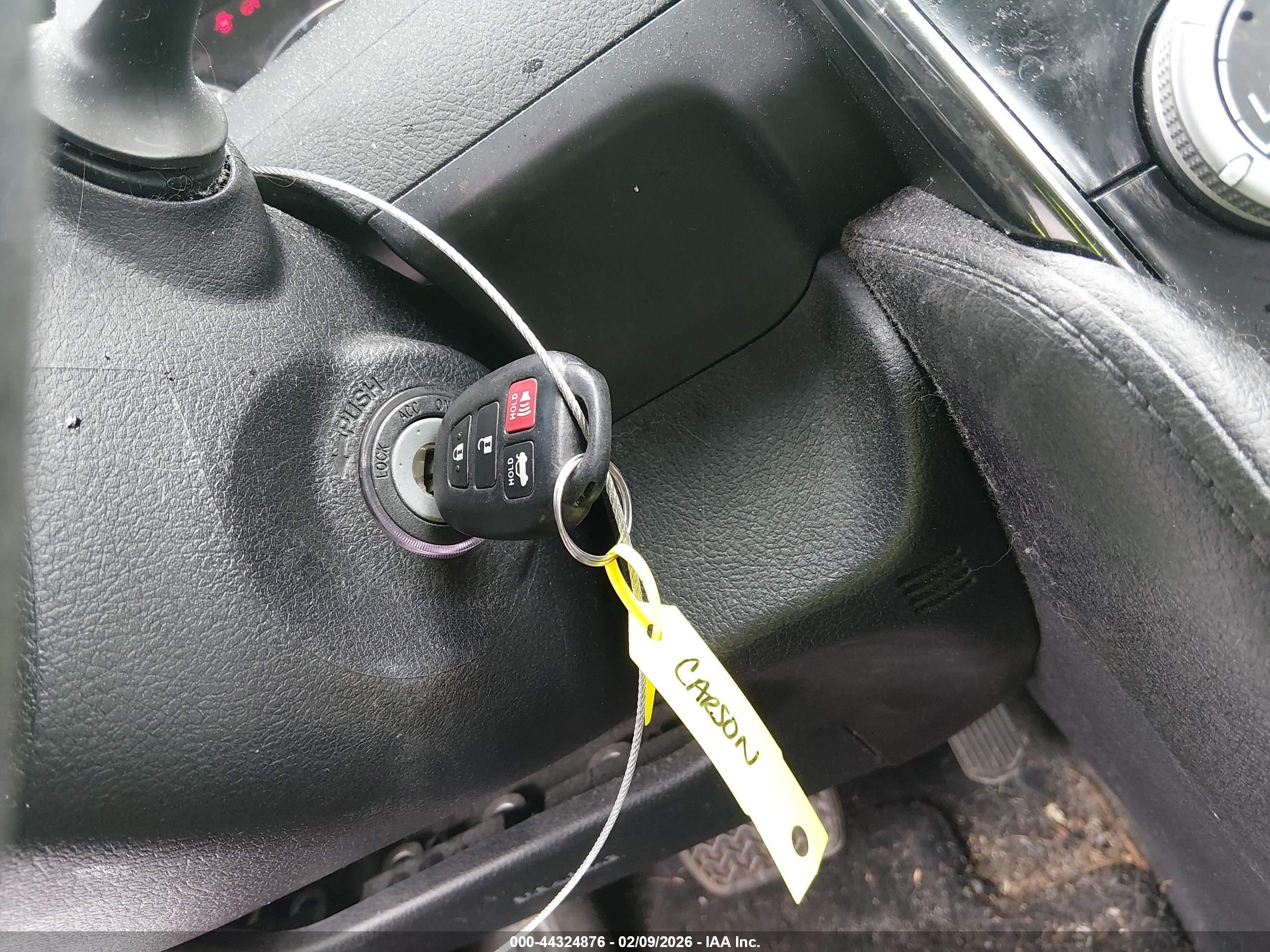 TOYOTA CAMRY image 11