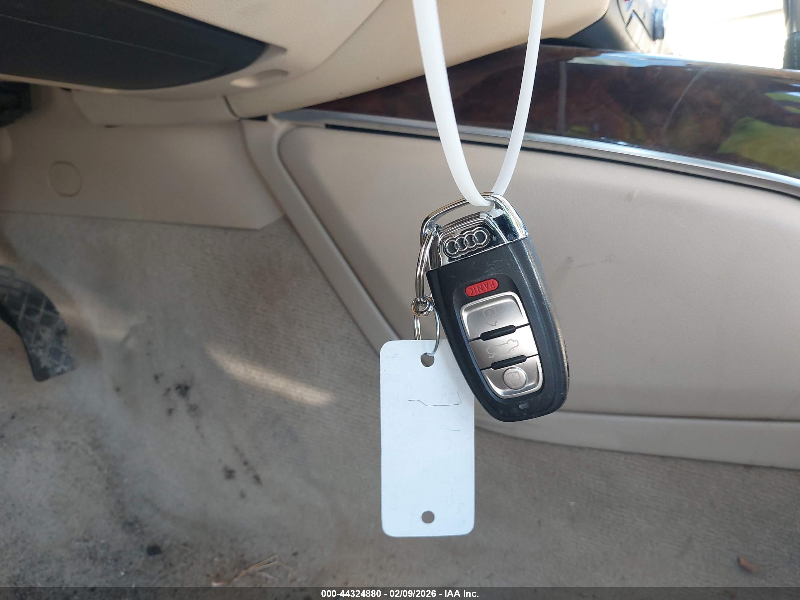 AUDI A6 image 11