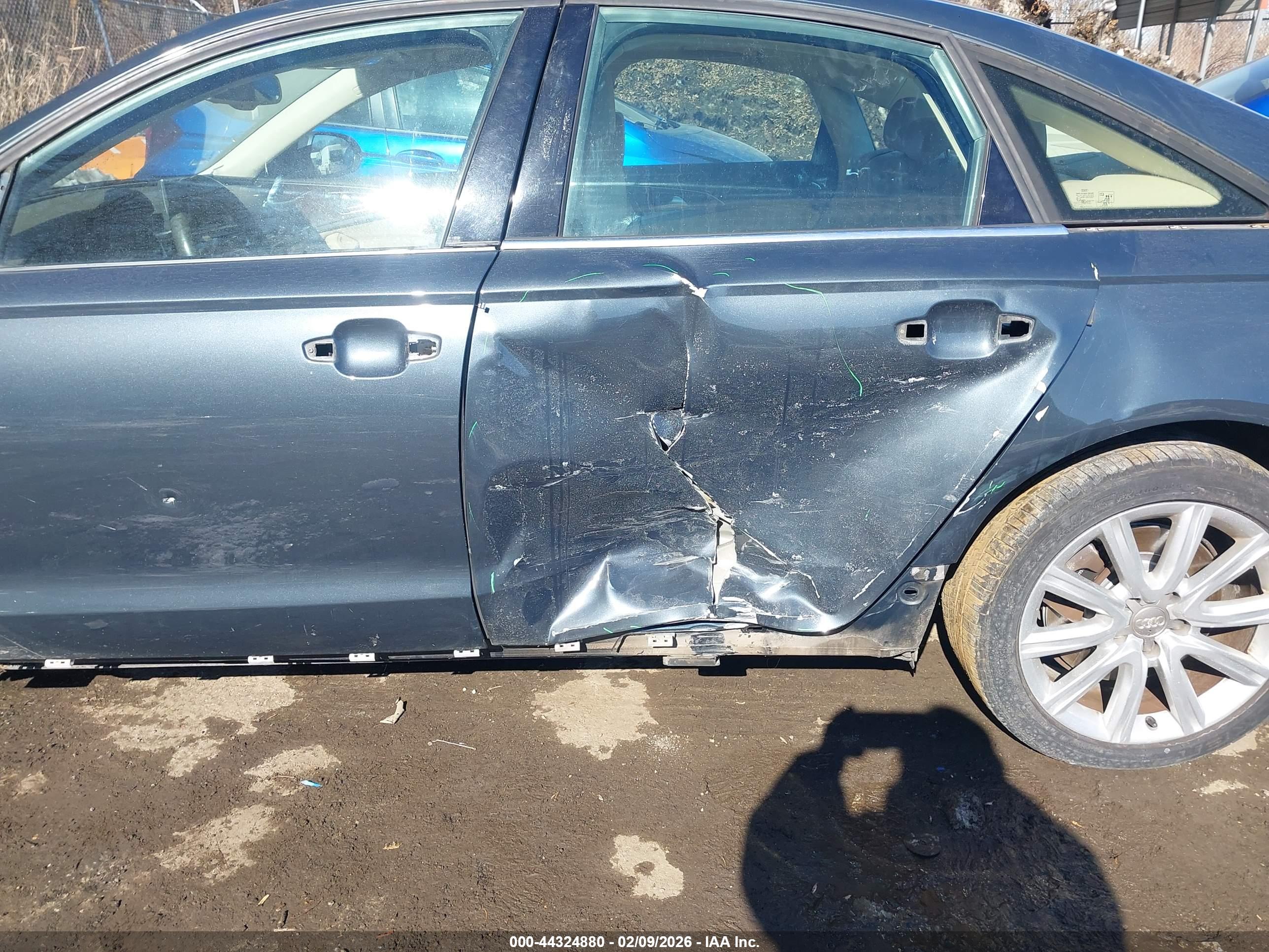 AUDI A6 image 6