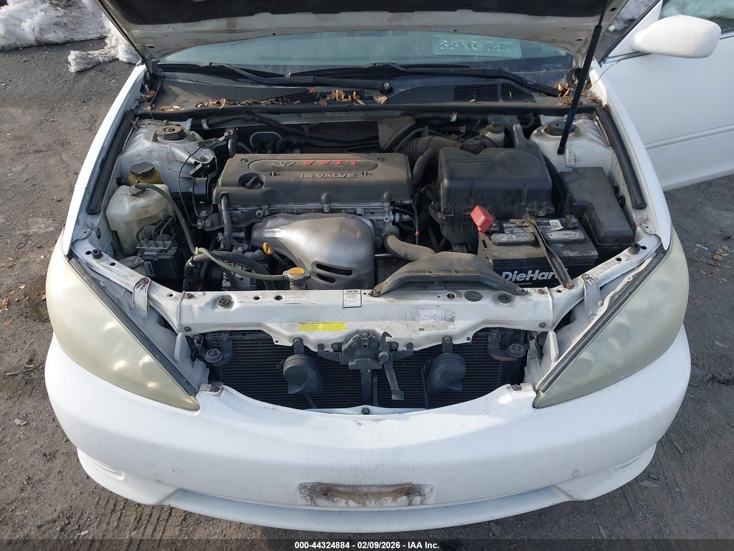 TOYOTA CAMRY image 10