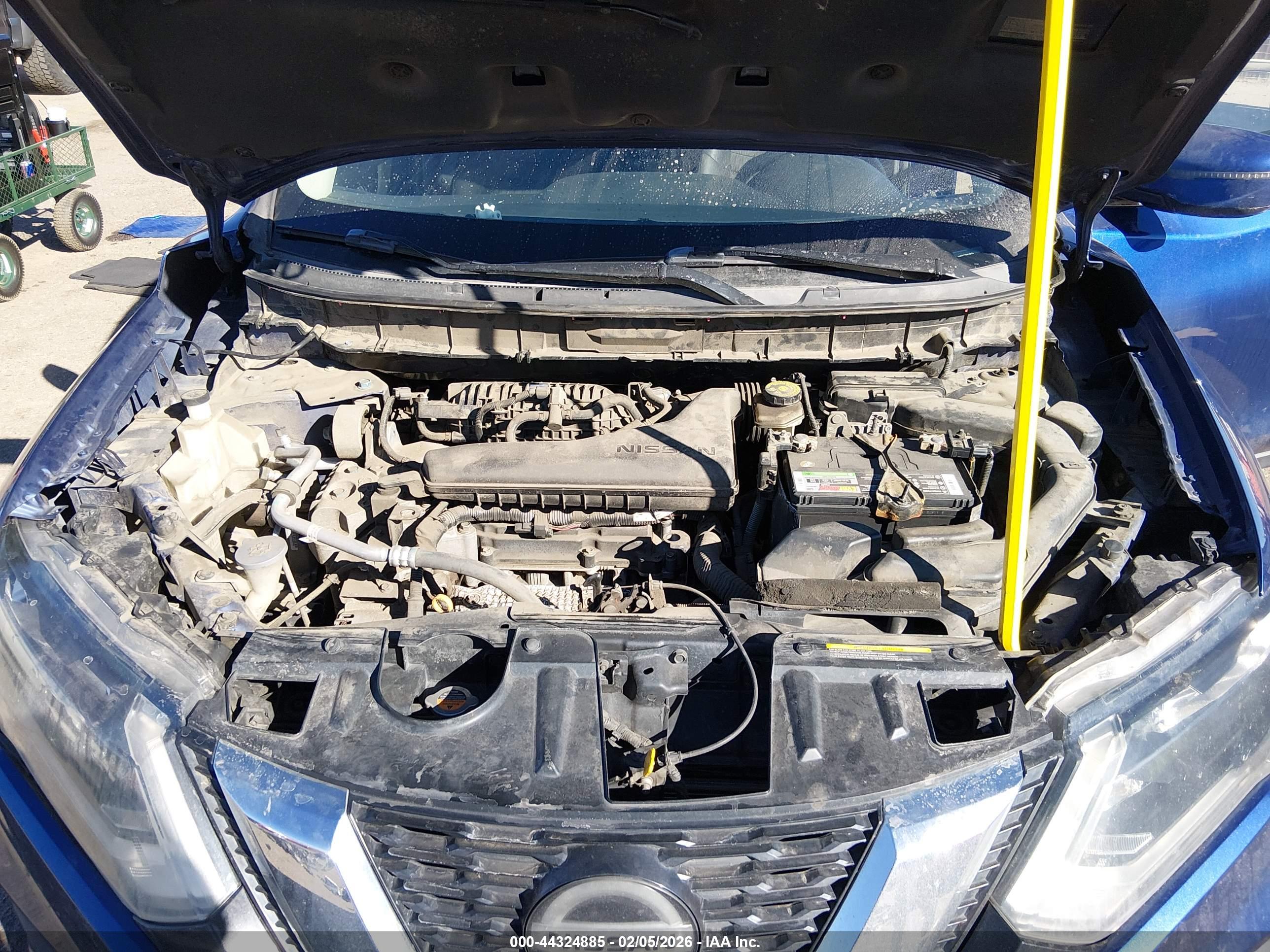 NISSAN ROGUE image 10