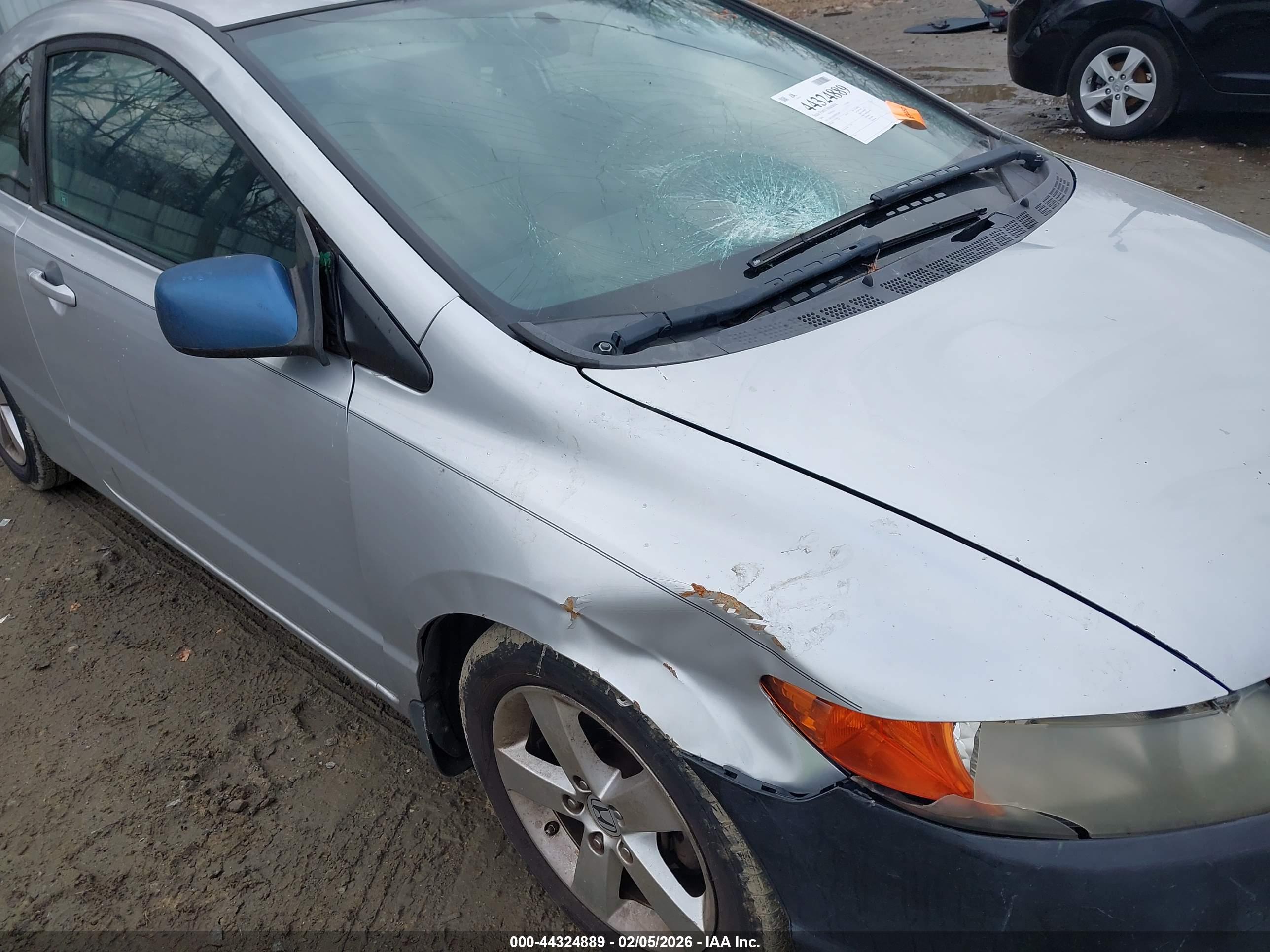 HONDA CIVIC image 6