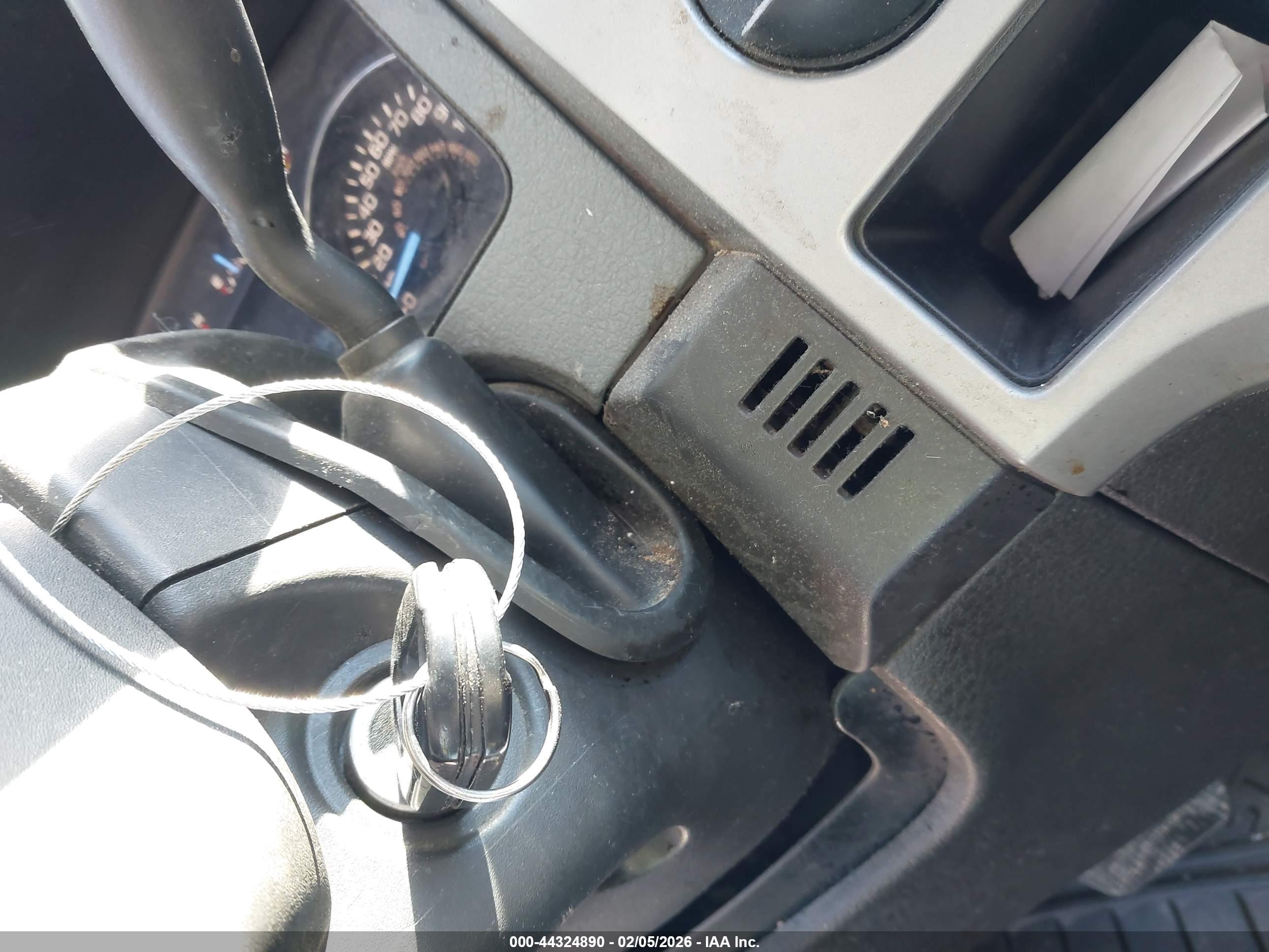 FORD F-150 image 11