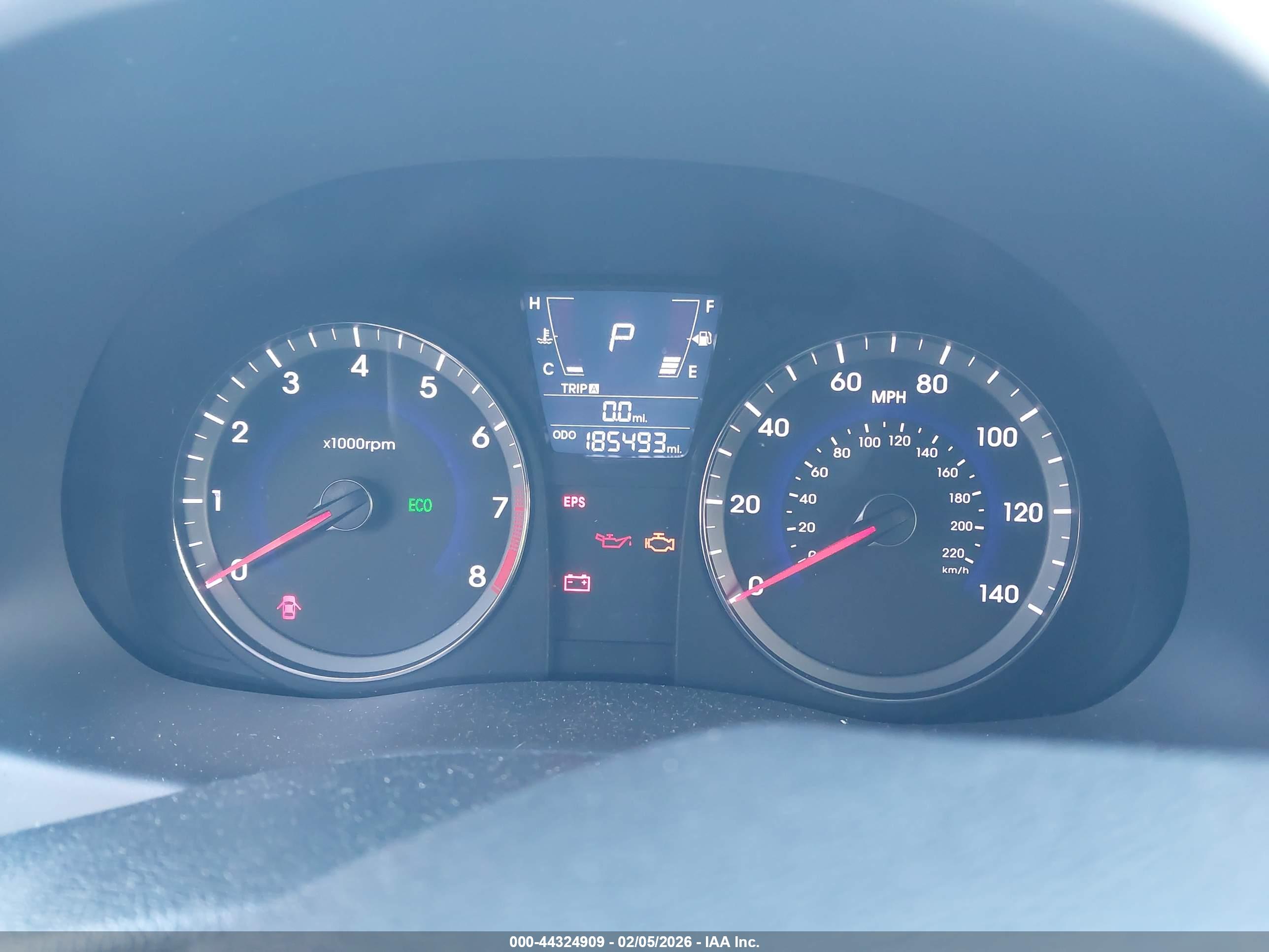 HYUNDAI ACCENT image 7