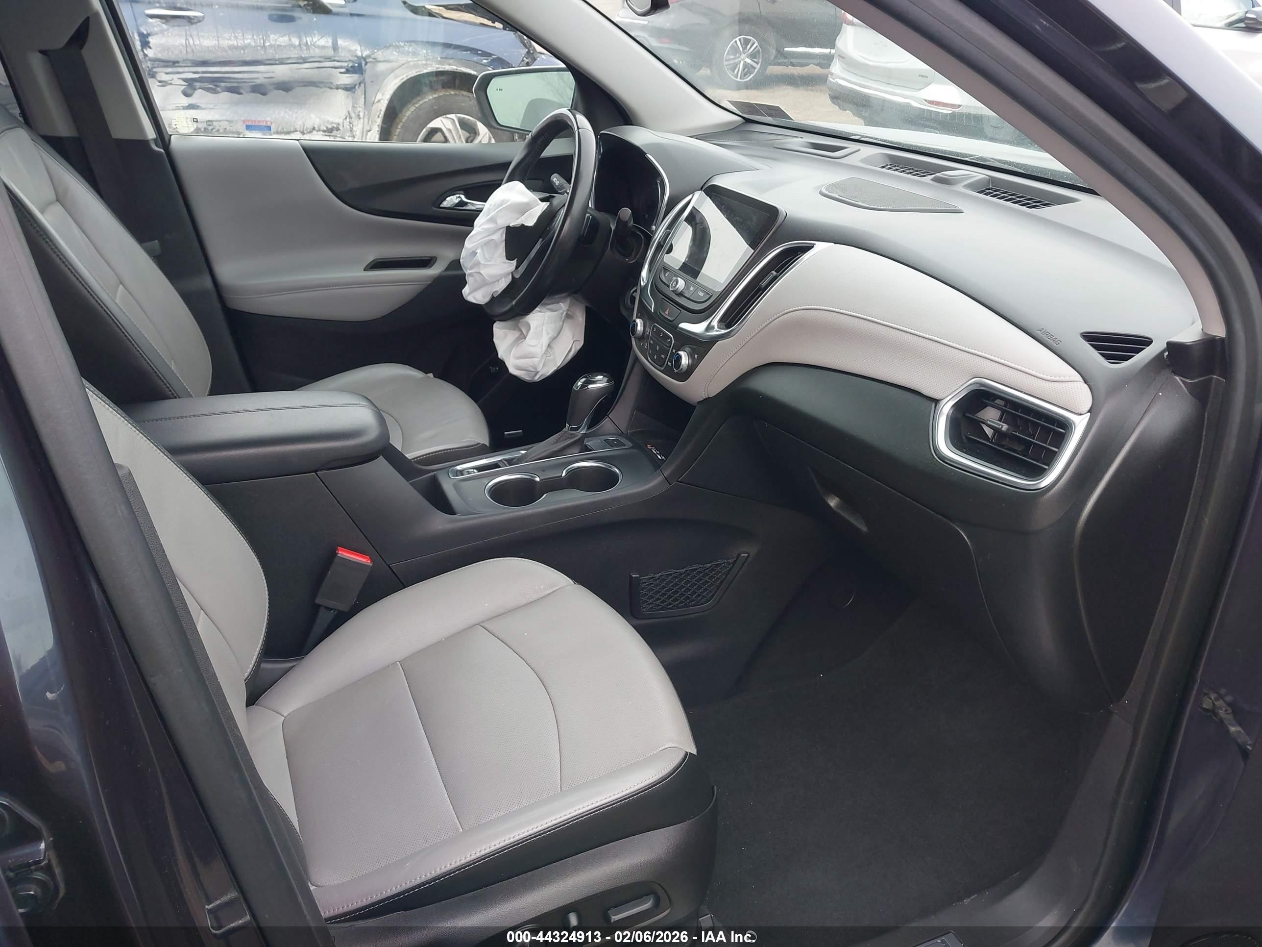 CHEVROLET EQUINOX image 5