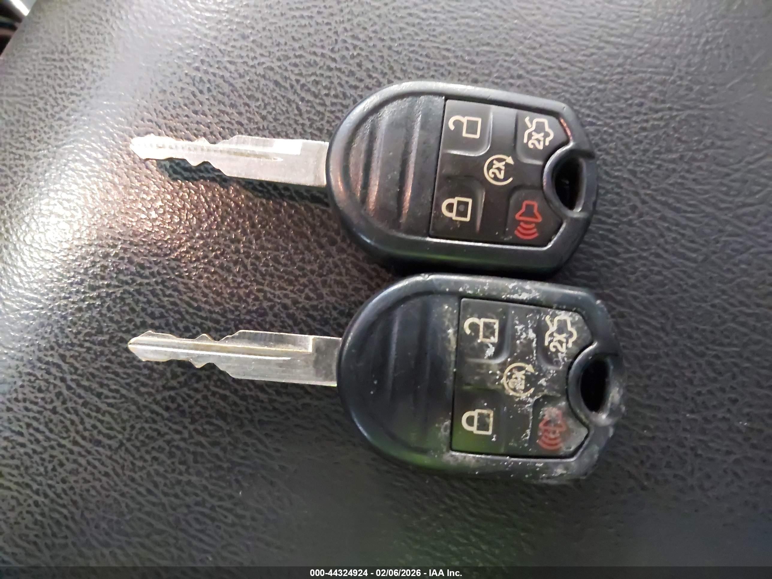 FORD FLEX image 11