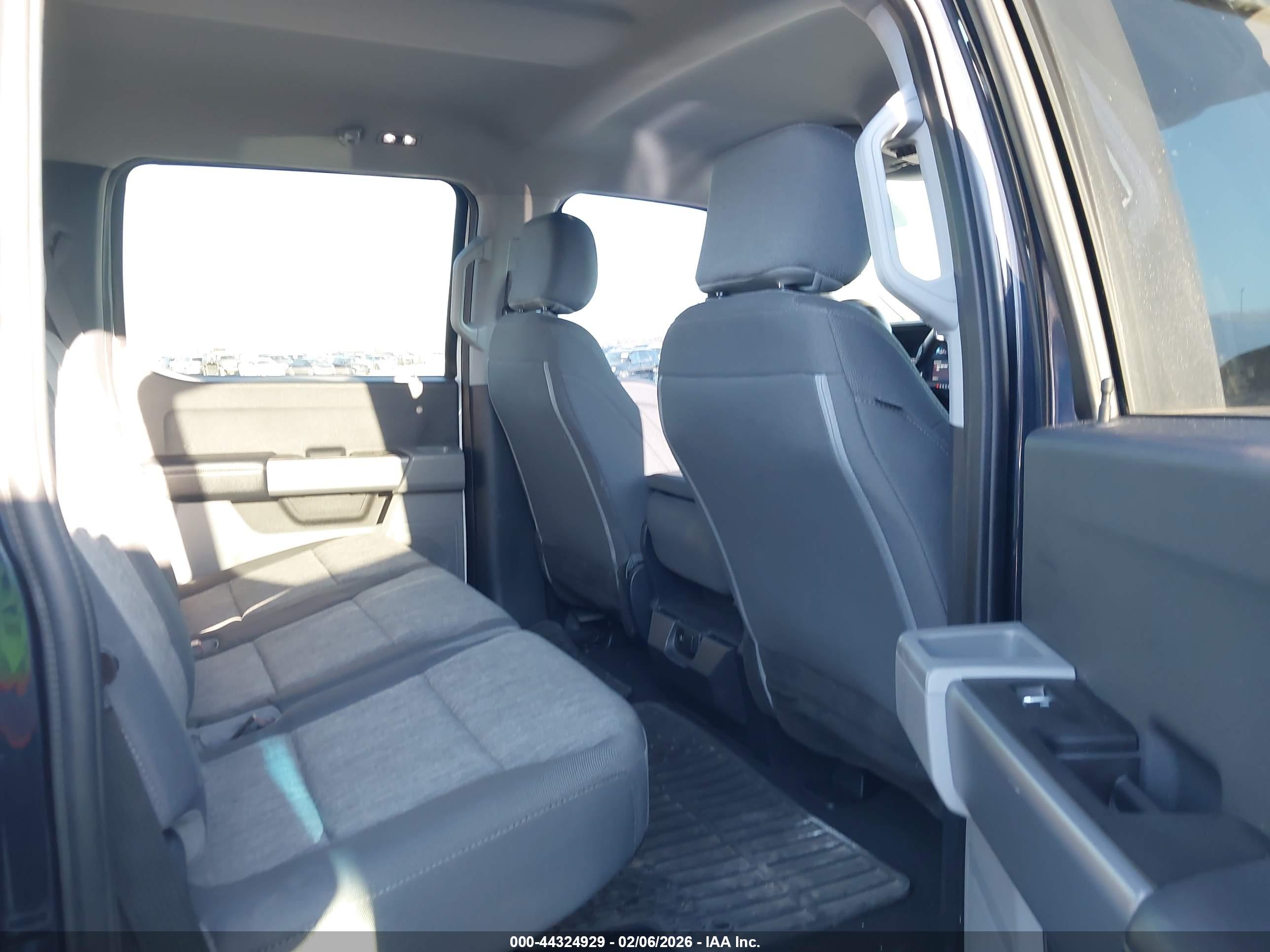FORD F-250 image 7