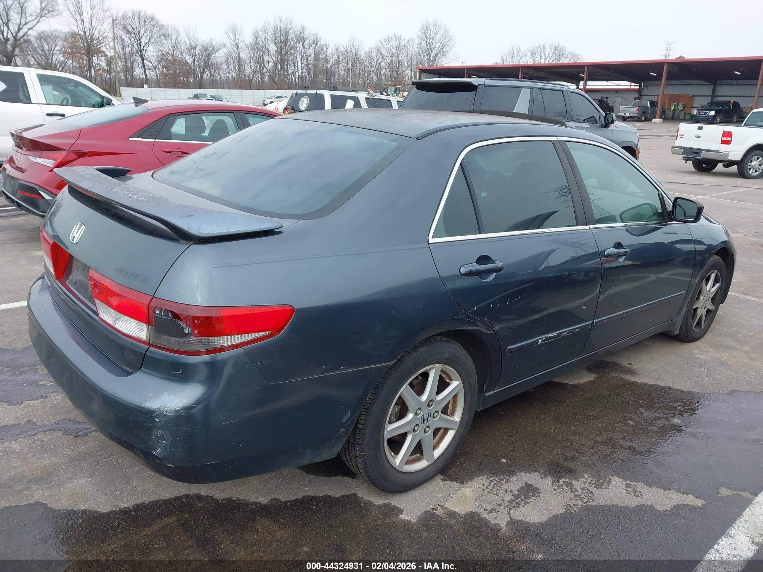 HONDA ACCORD image 4